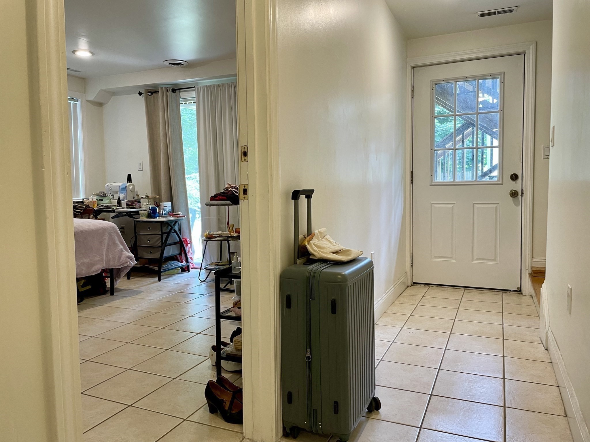 122 Westbourne Ter # B Property Photo 9