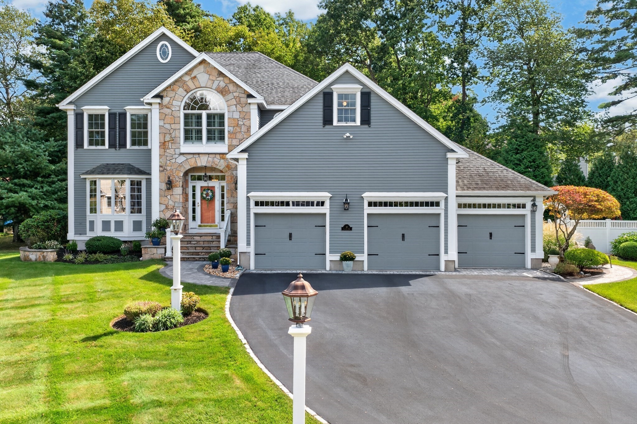 21 Somerset Dr