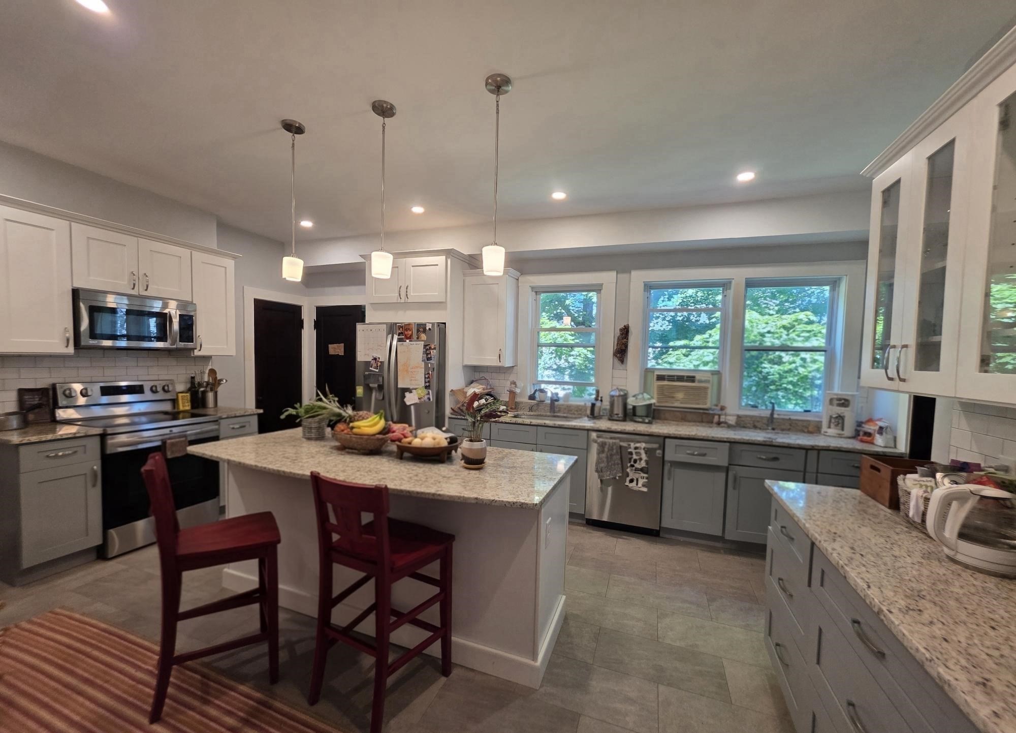 15 Bartlet Ave Property Photo 2