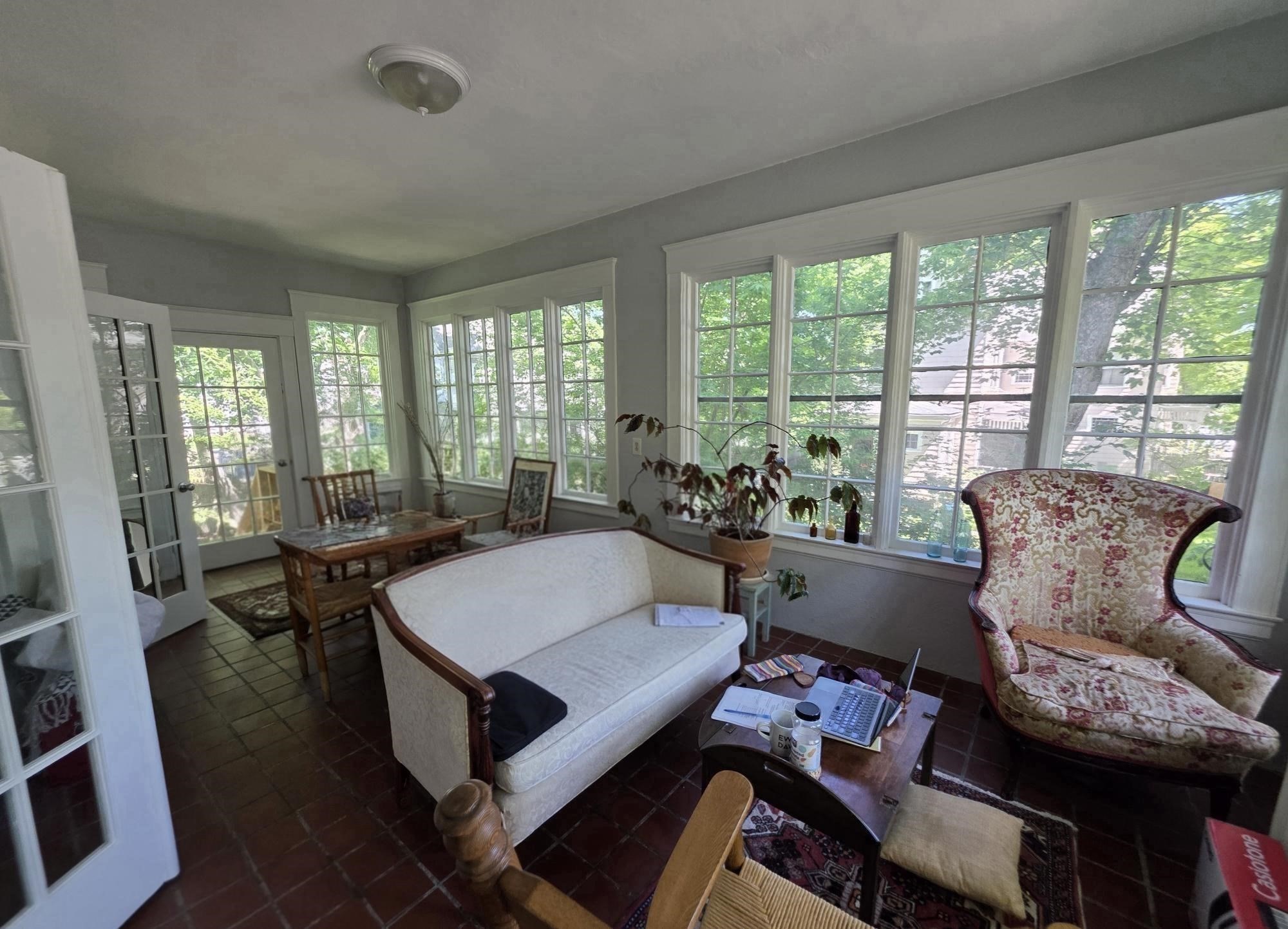 15 Bartlet Ave Property Photo 5