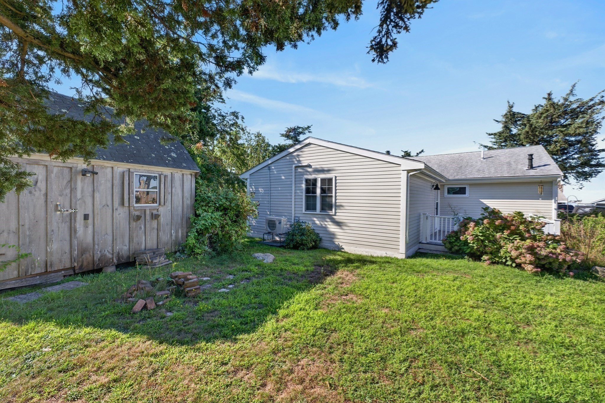 27 Alder St Property Photo 16
