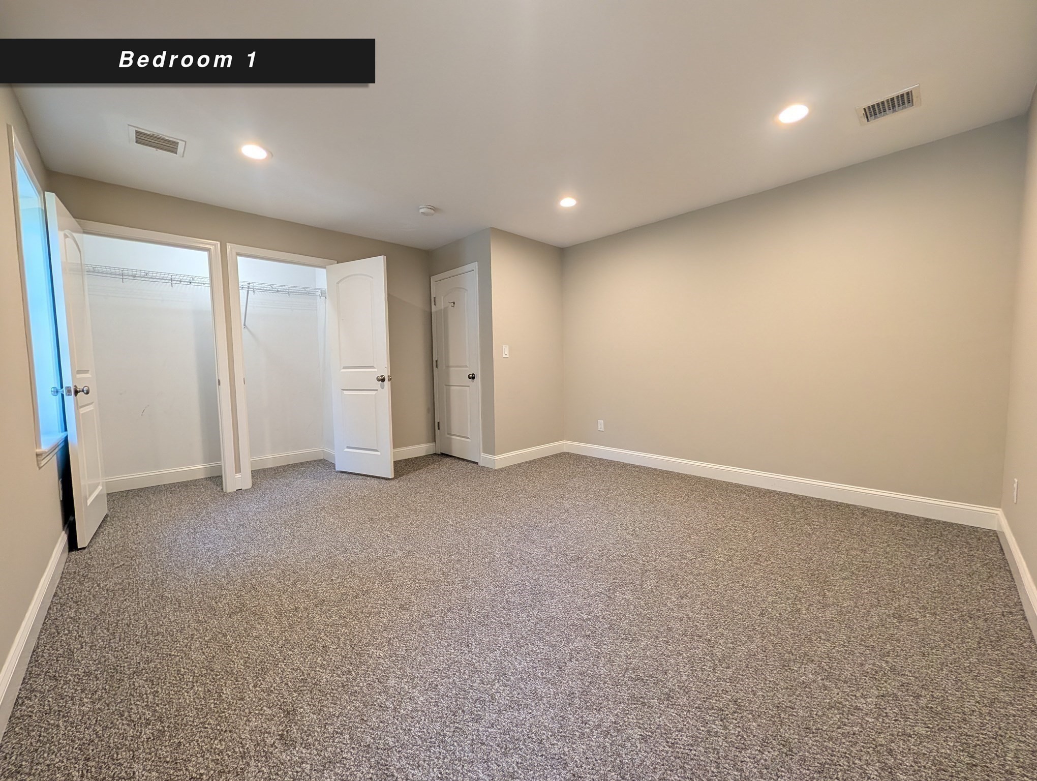17 Deane St # A Property Photo 20