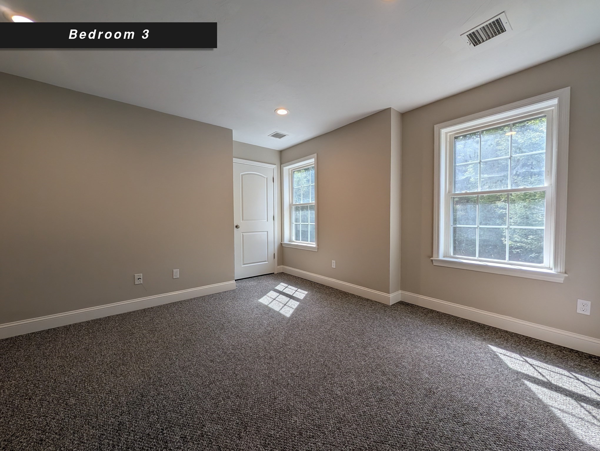 17 Deane St # A Property Photo 26