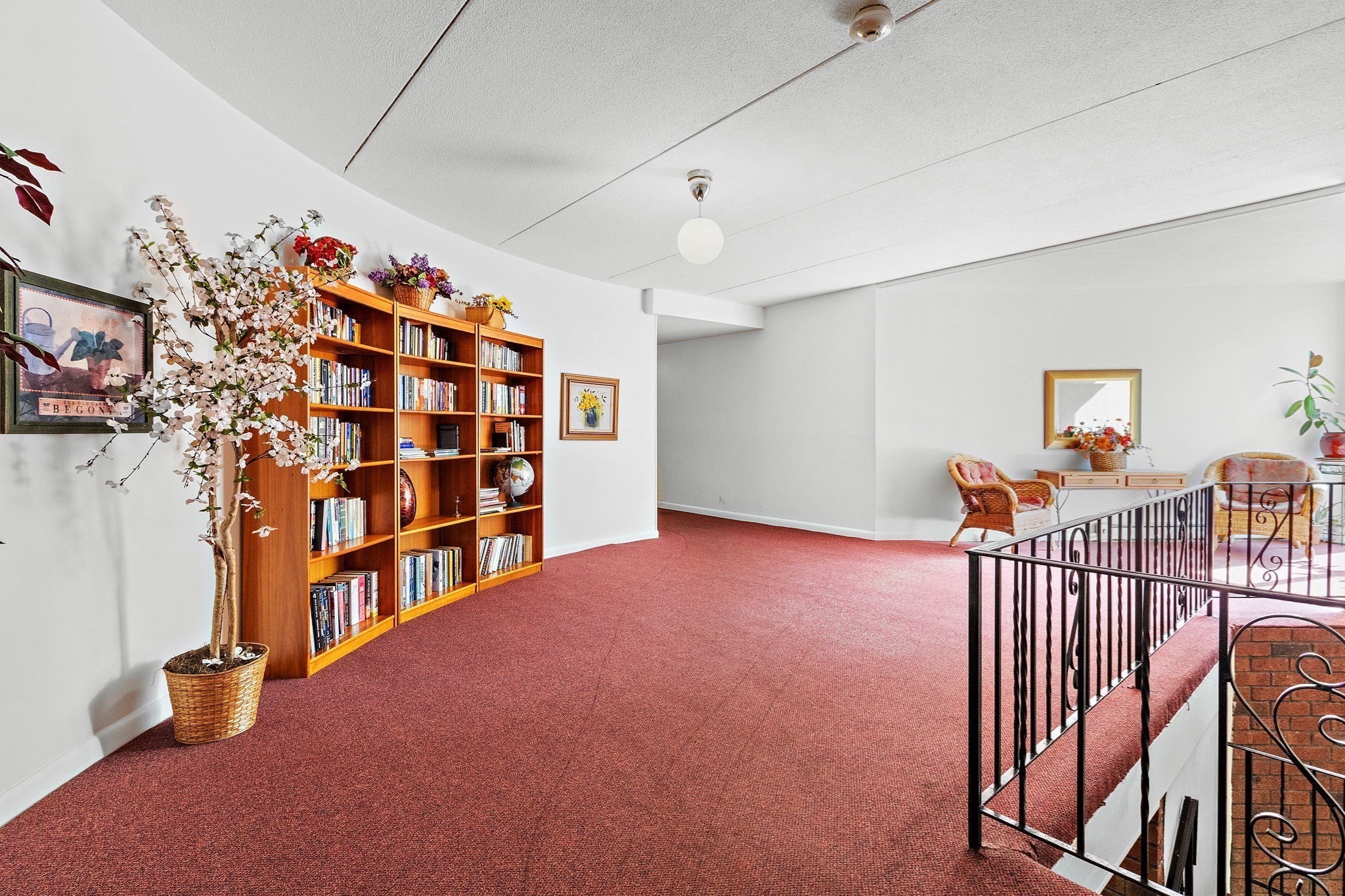 49 Windsor Dr # 301 Property Photo 17