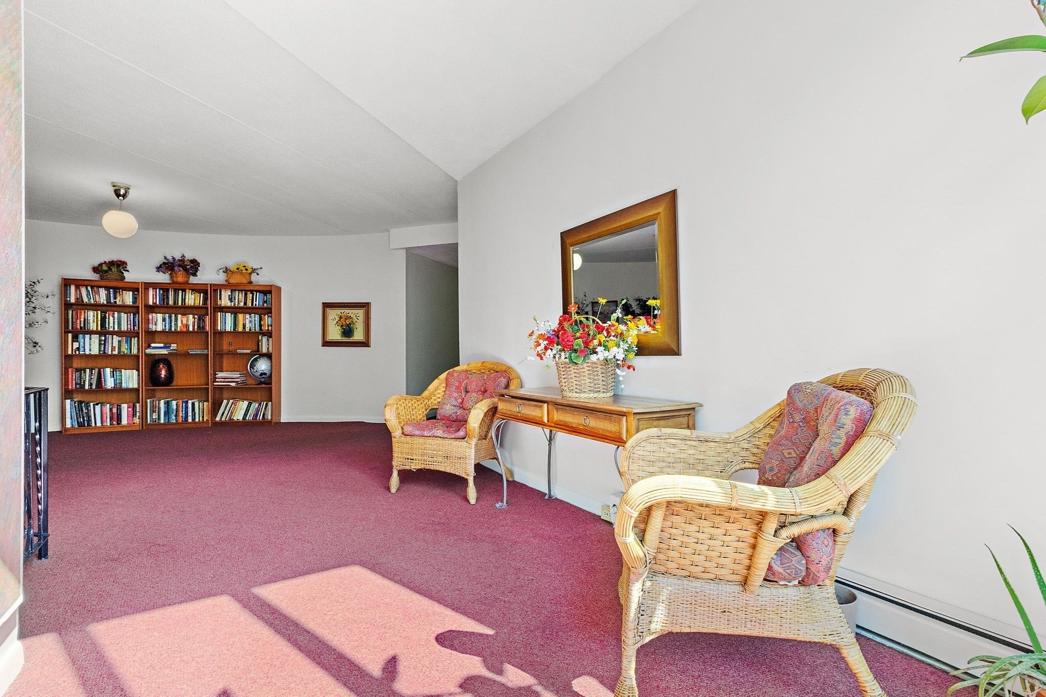 49 Windsor Dr # 301 Property Photo 19