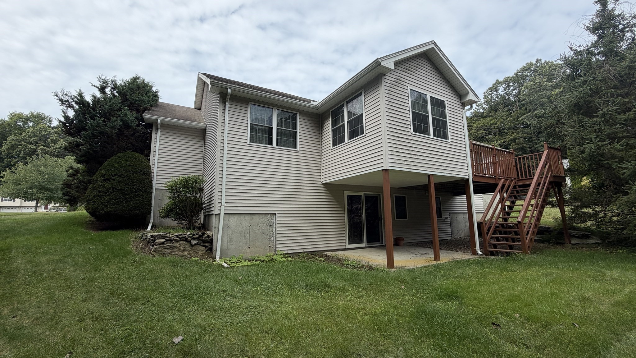 12 Deerfield Cir Property Photo 6