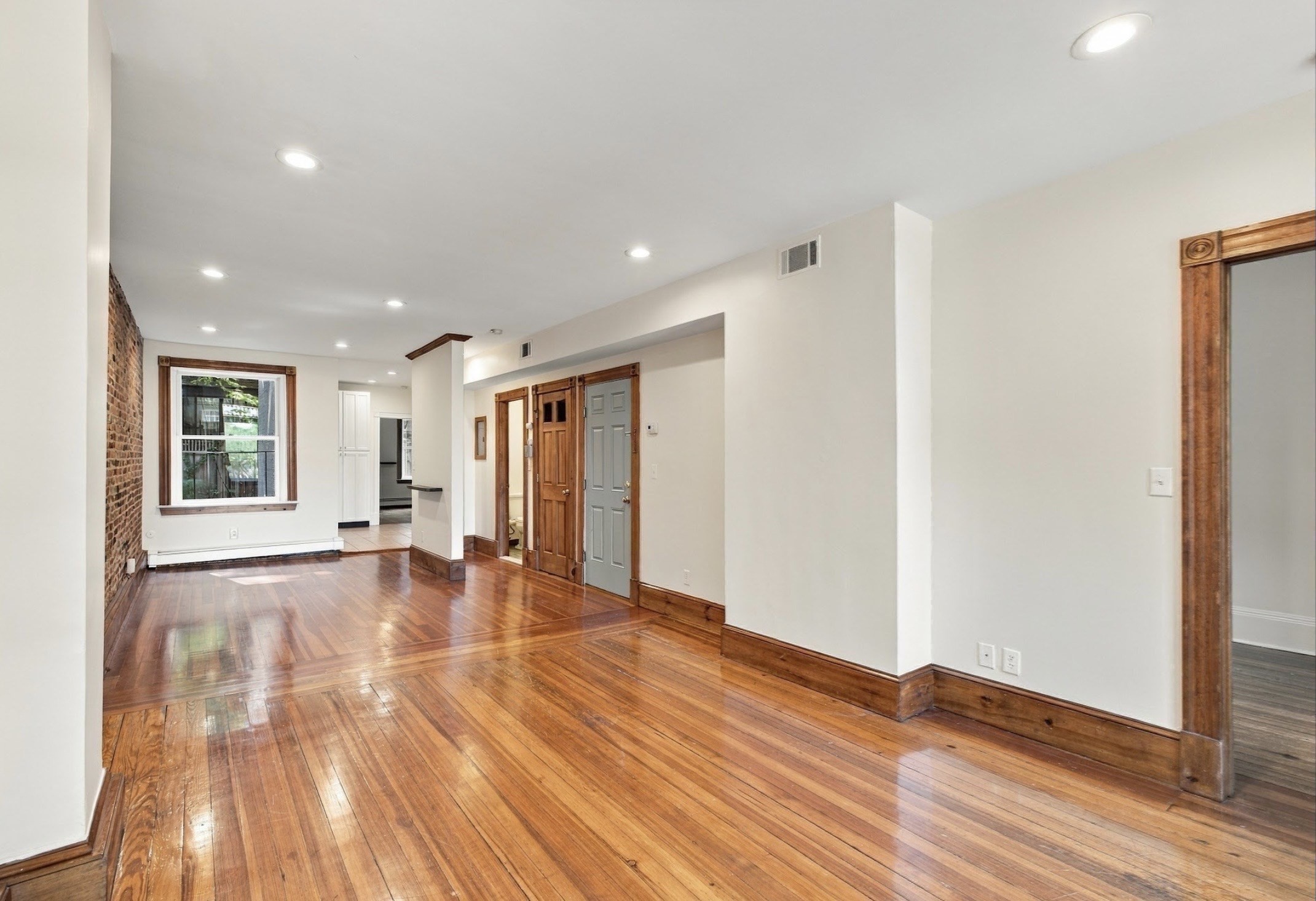 58 Myrtle St # 2 Property Photo 6