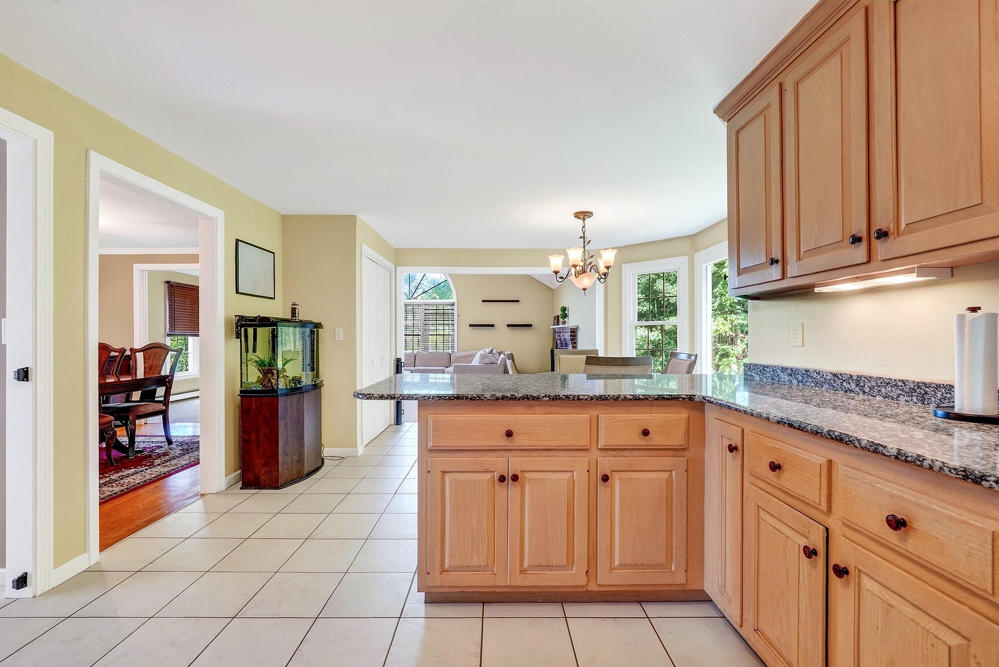 27 Field Pond Rd Property Photo 12