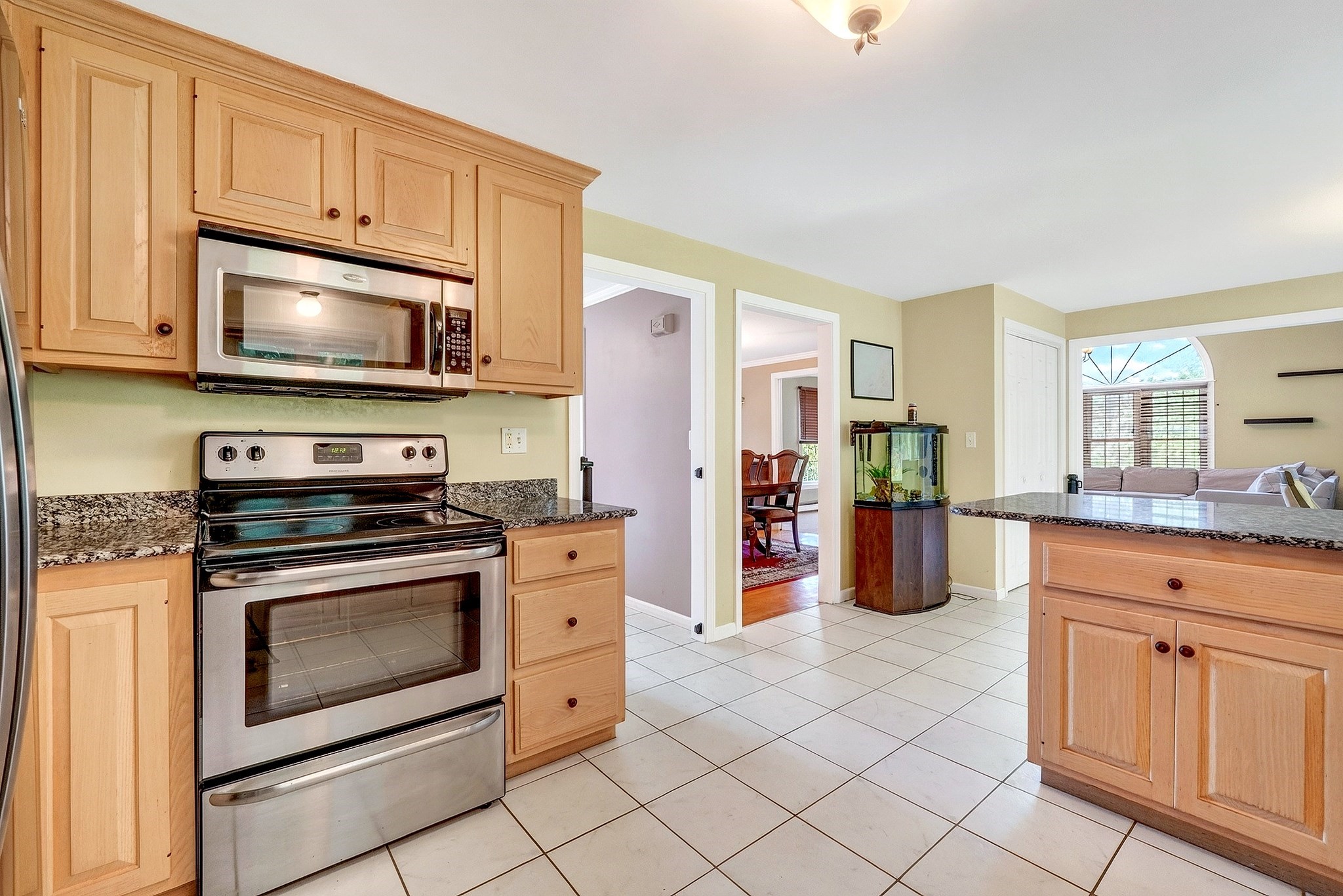 27 Field Pond Rd Property Photo 13