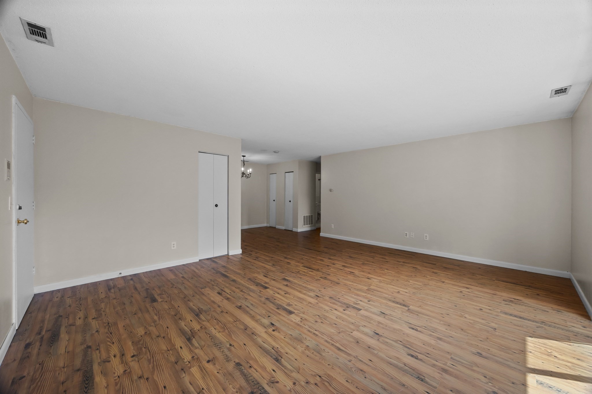 9 Thayer Pond Dr # 8 Property Photo 13