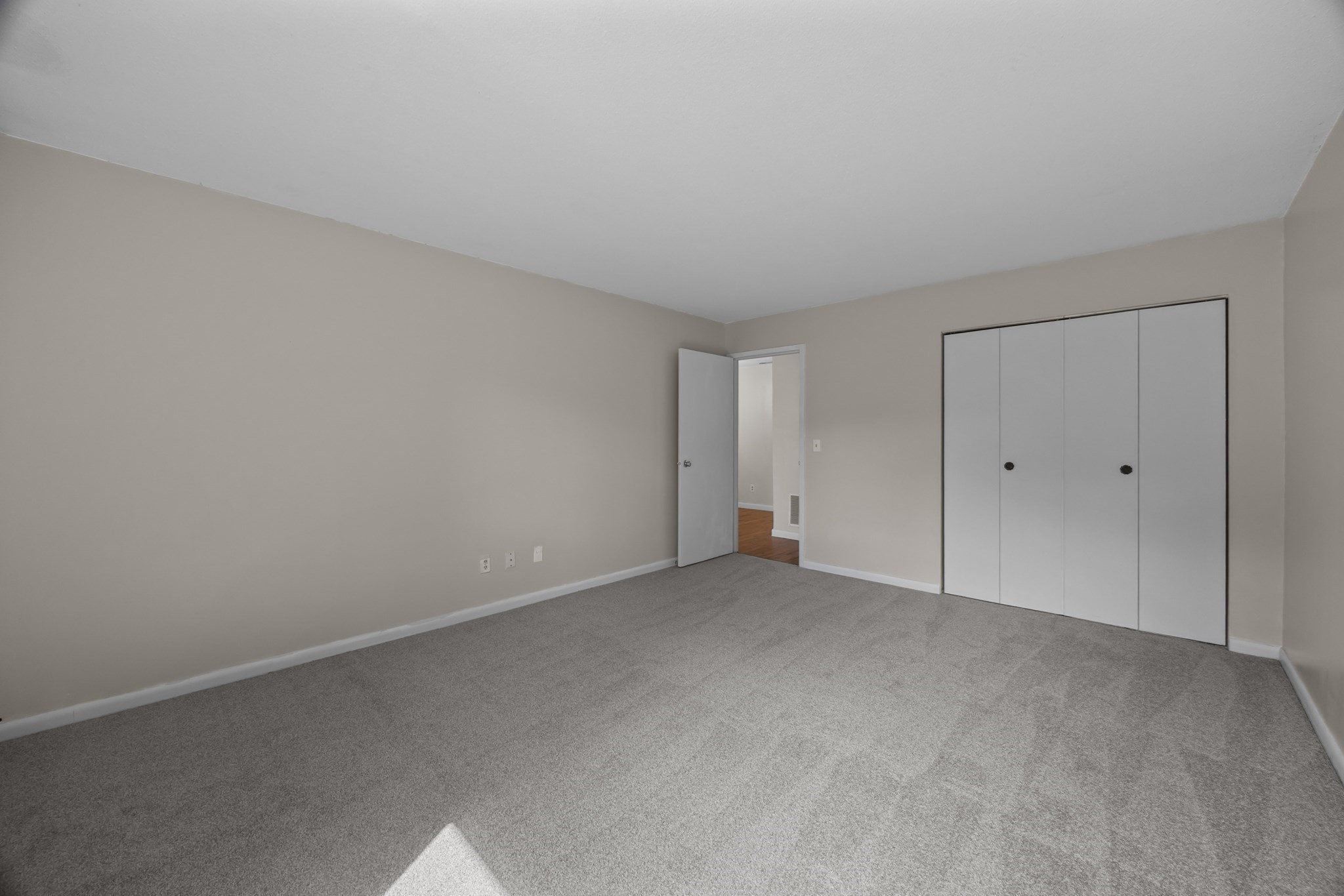 9 Thayer Pond Dr # 8 Property Photo 21