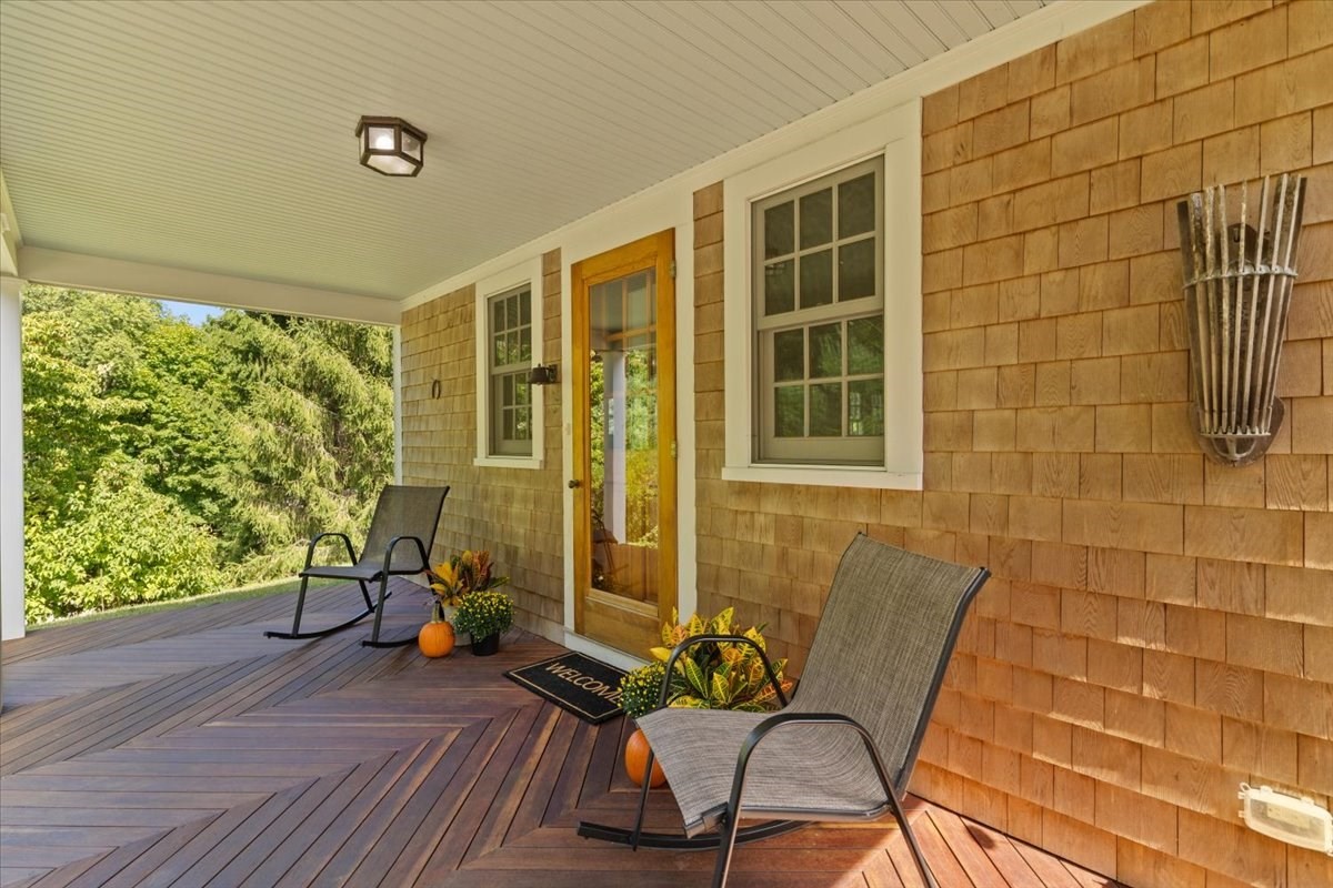 431 Moraine St Property Photo 4