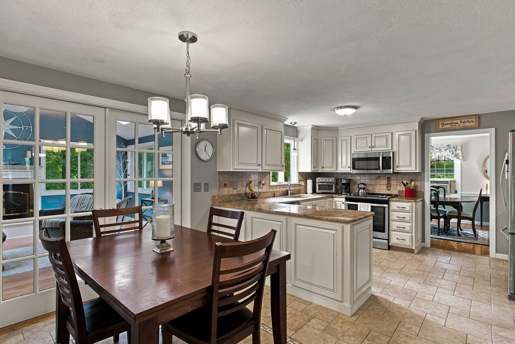 7 Doucette Dr Property Photo 6
