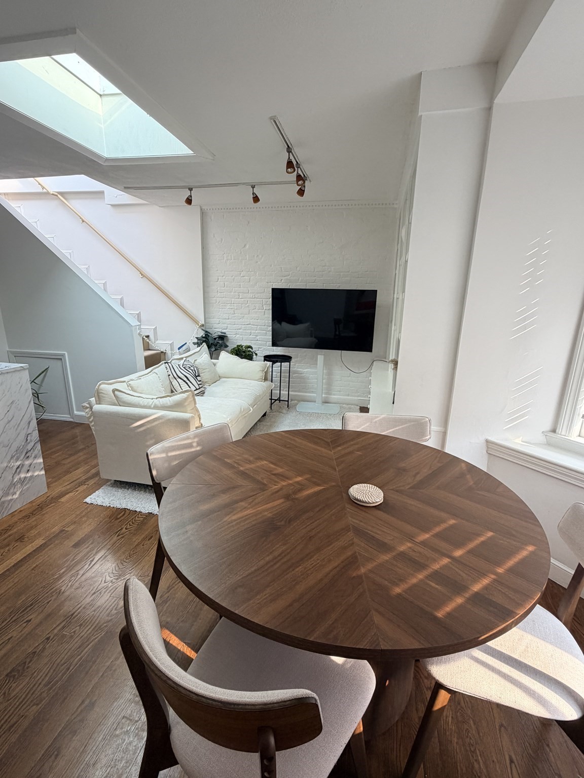 11 Cazenove # 4 Property Photo 11