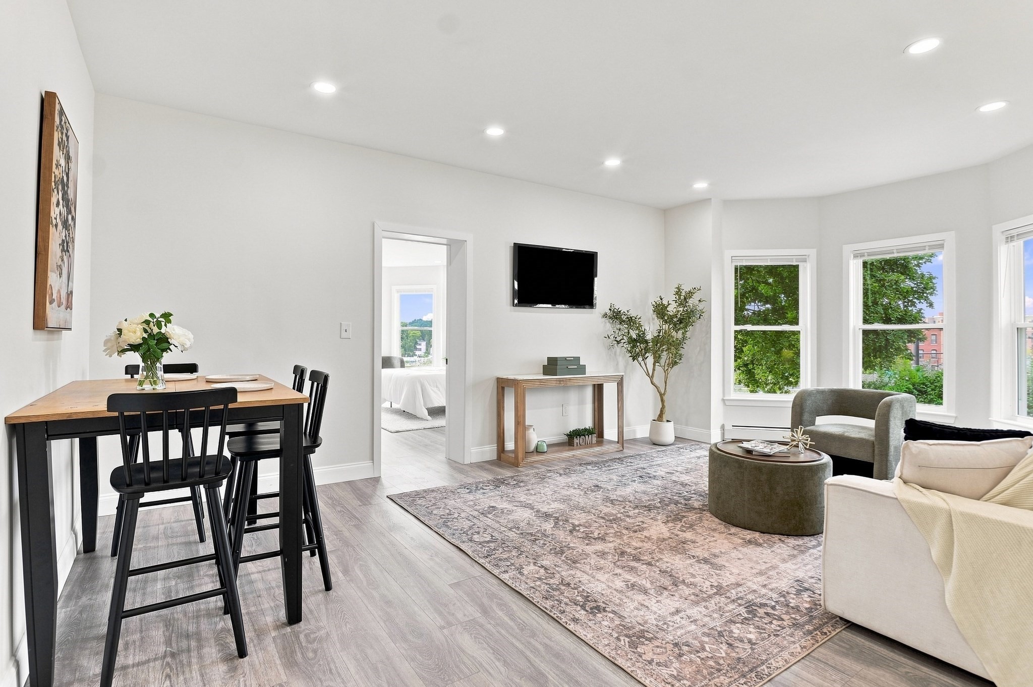 15 Vernon St Property Photo 8