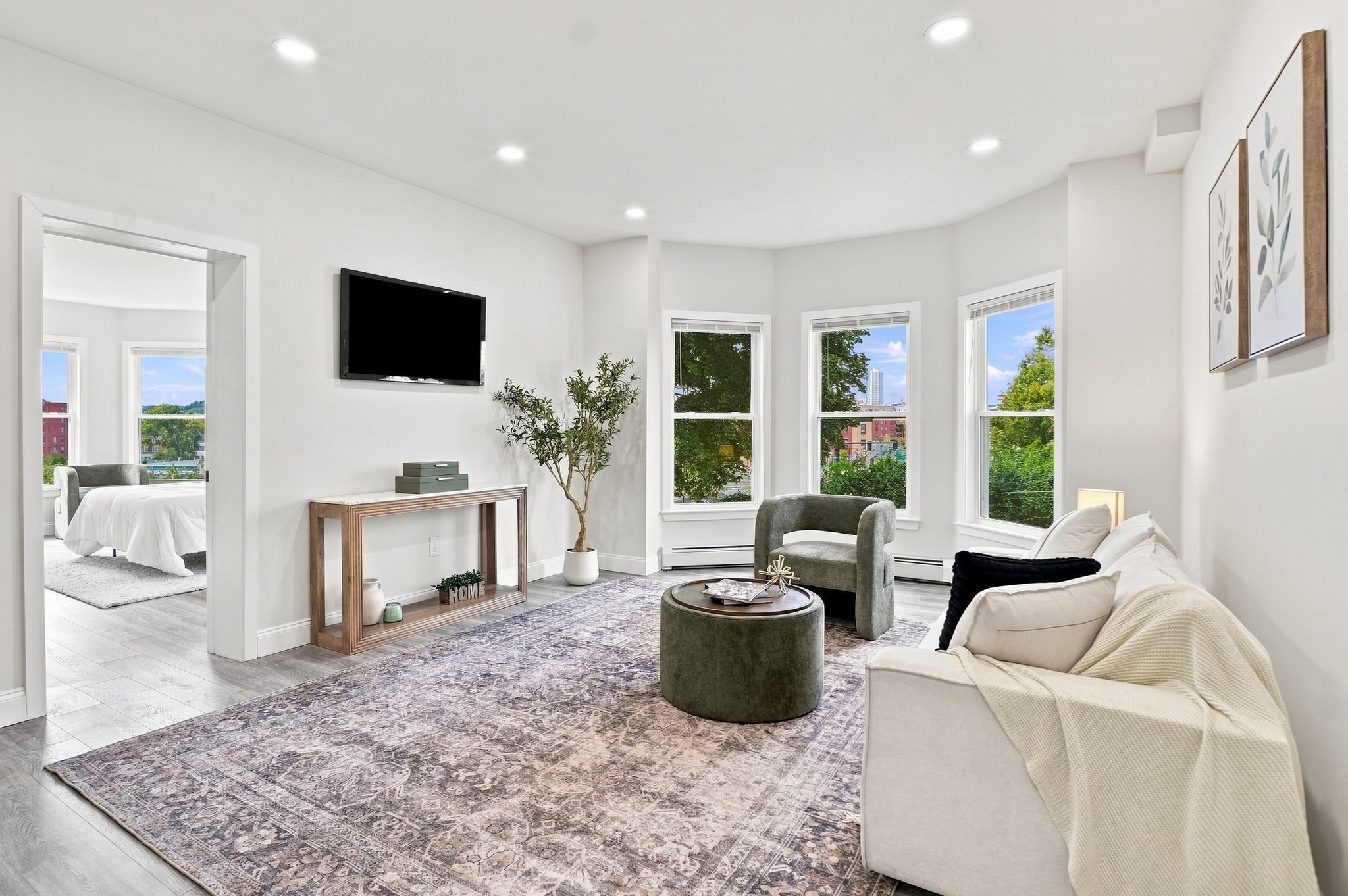 15 Vernon St Property Photo 9