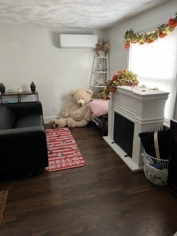 1535 Middlesex Street Property Photo 30