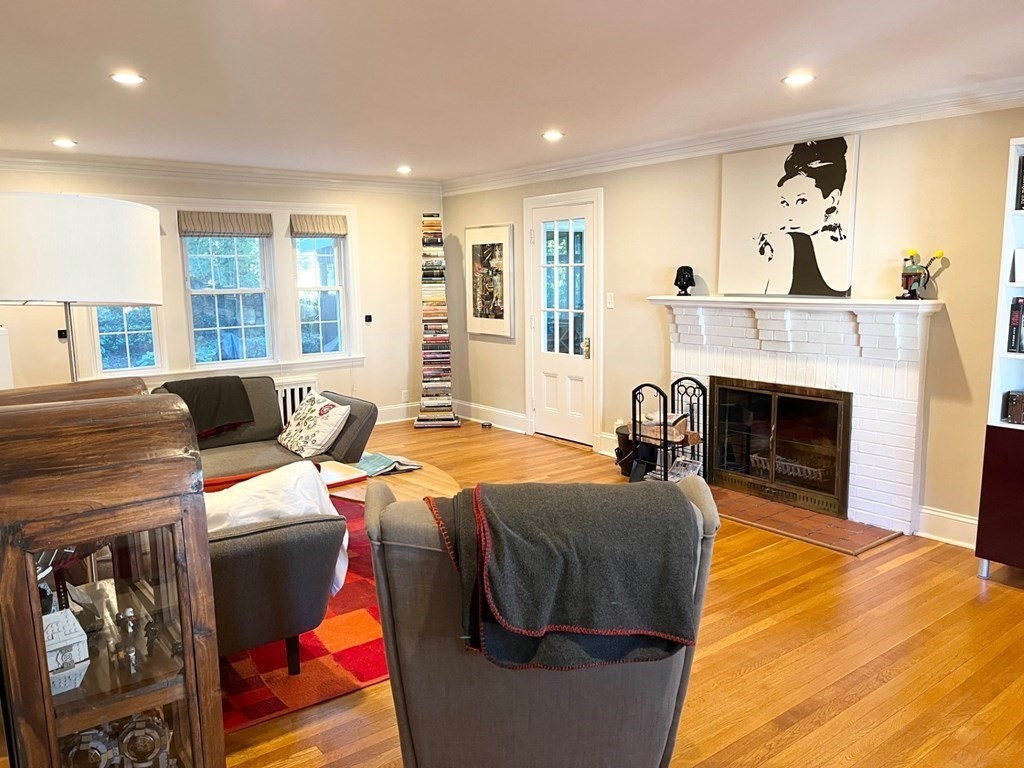 10 Duxbury Rd # 10 Property Photo 2