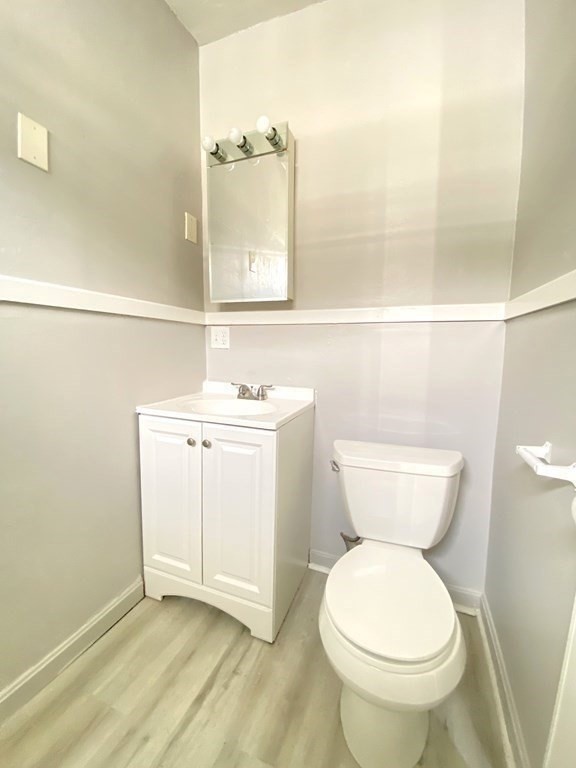 11 Leon St Property Photo 16