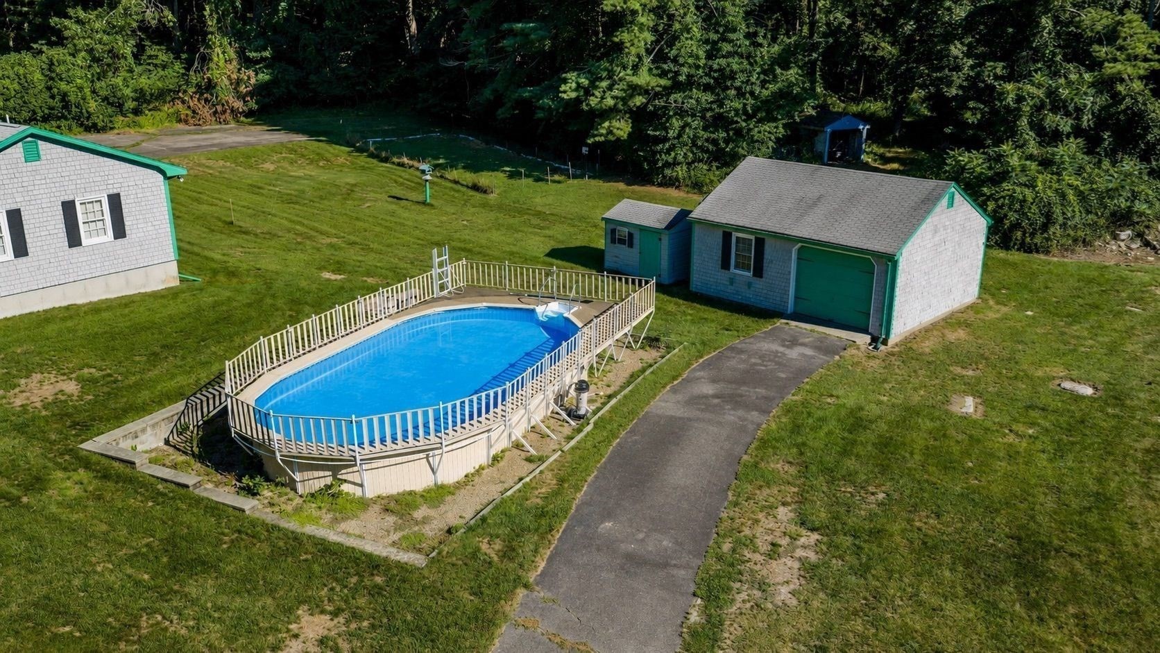 1541 N Hixville Rd Property Photo 25