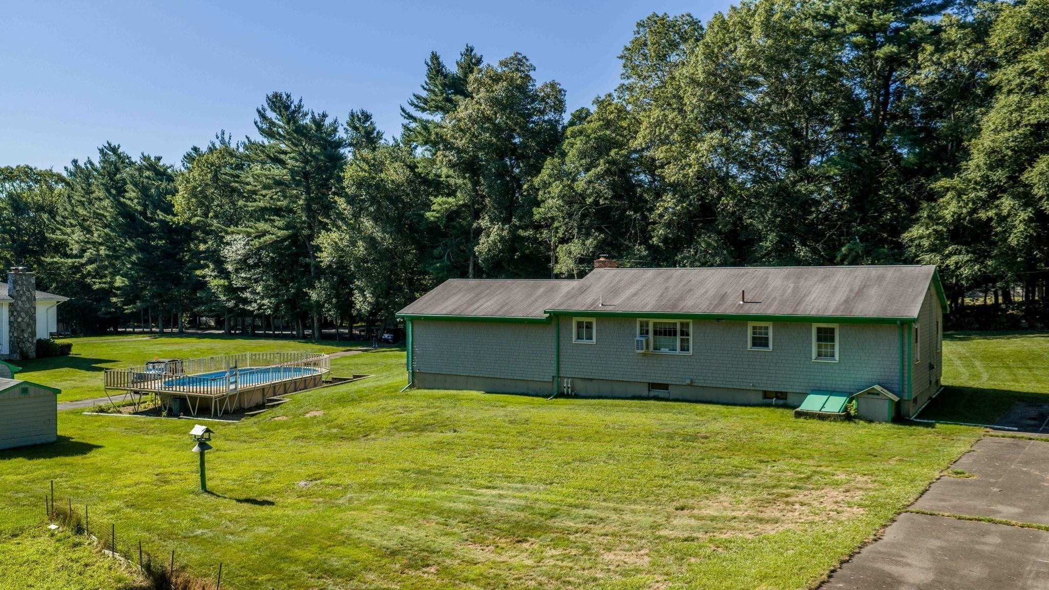 1541 N Hixville Rd Property Photo 27