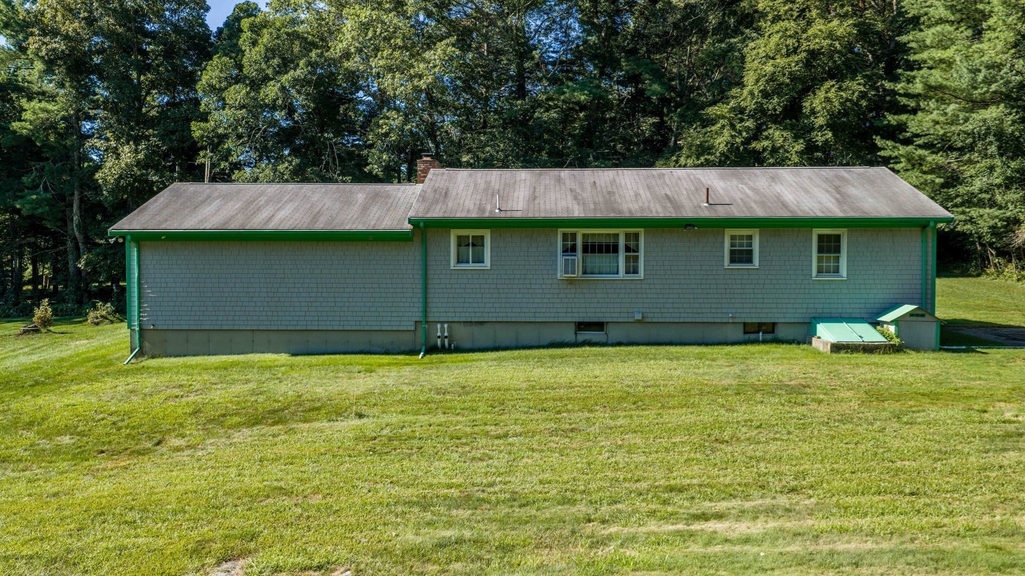 1541 N Hixville Rd Property Photo 28