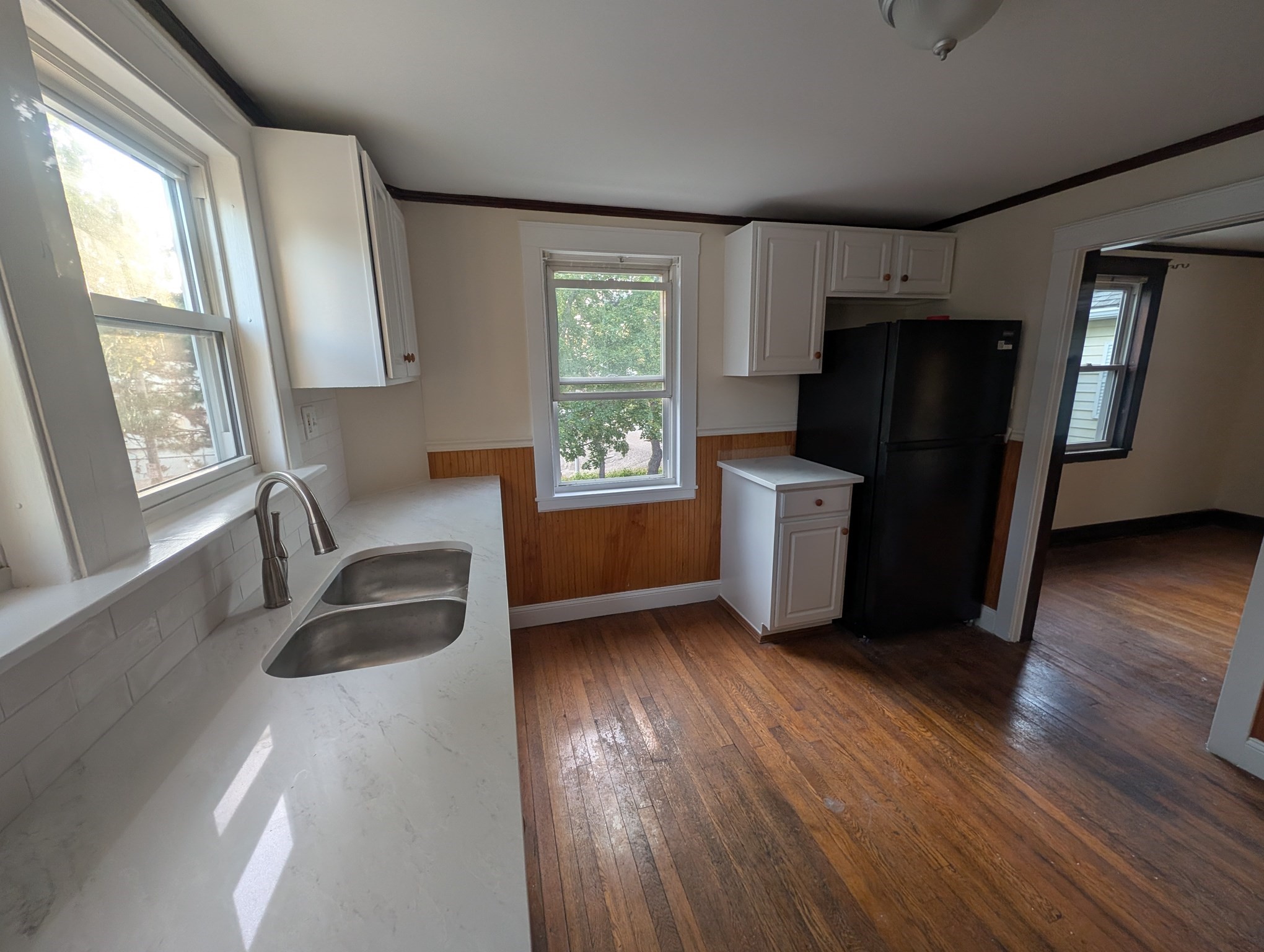 90 Lawn Ave # 2 Property Photo 2