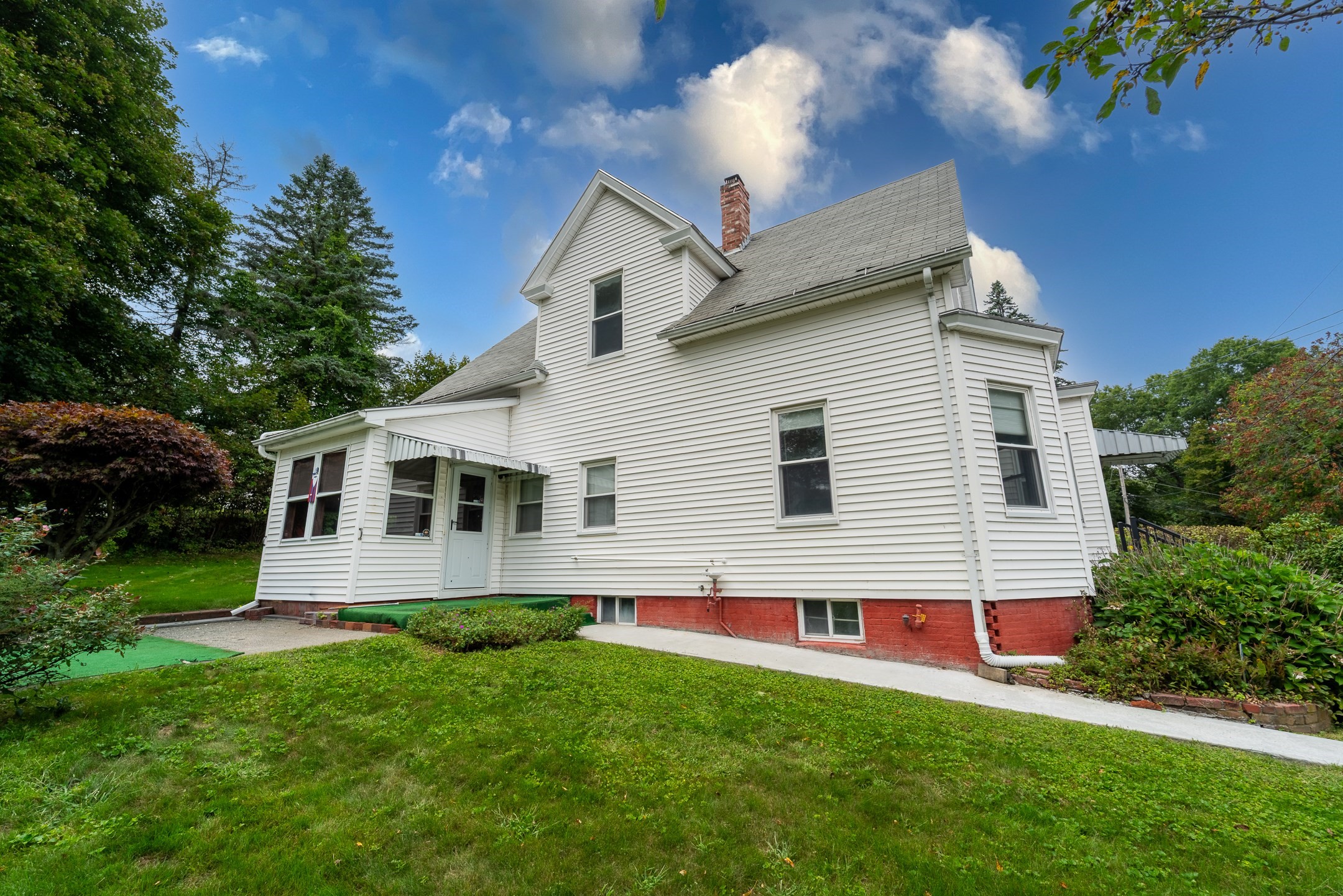 1 Beckman St Property Photo 3