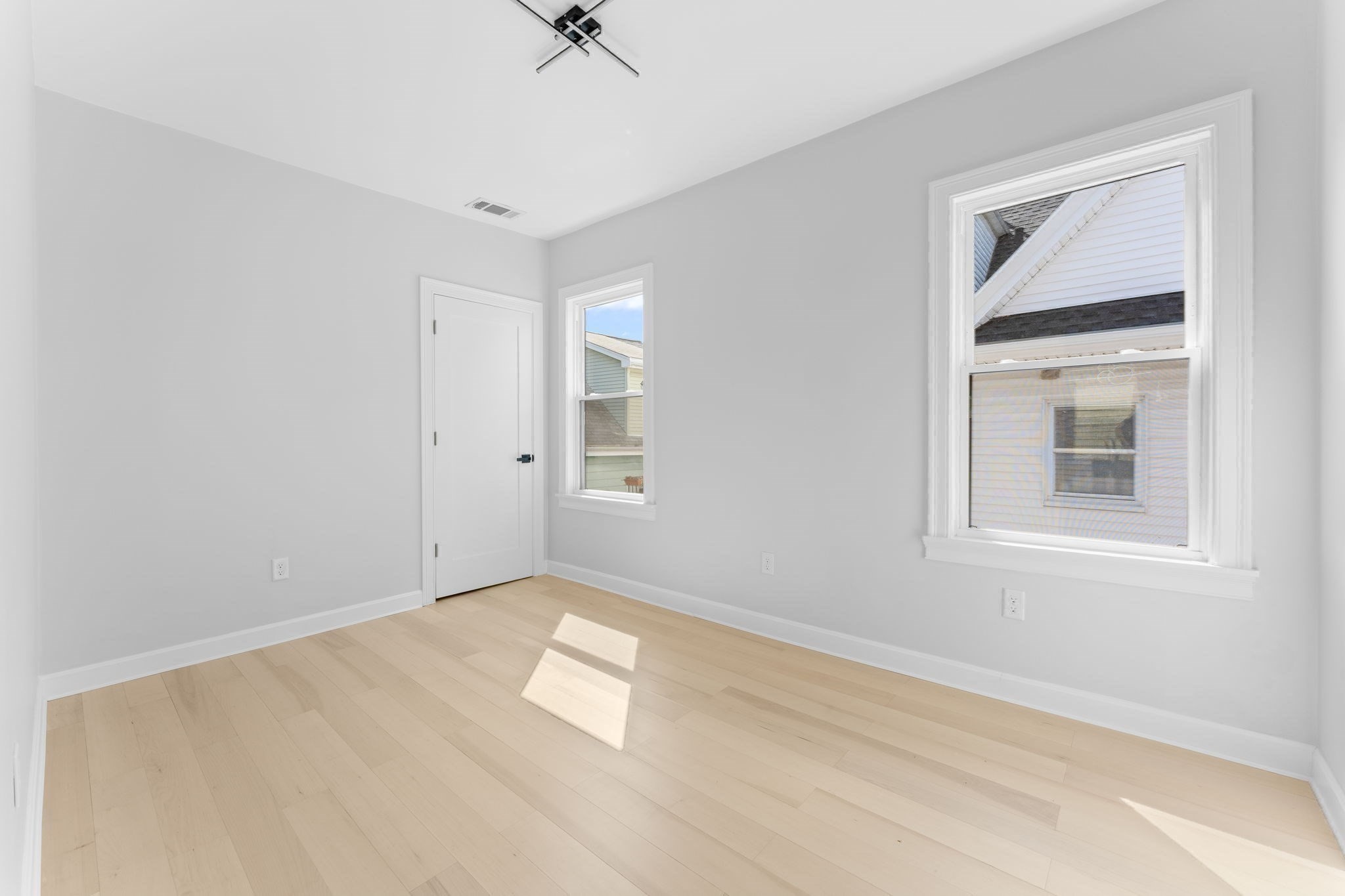 446 Broadway # 2 Property Photo 19