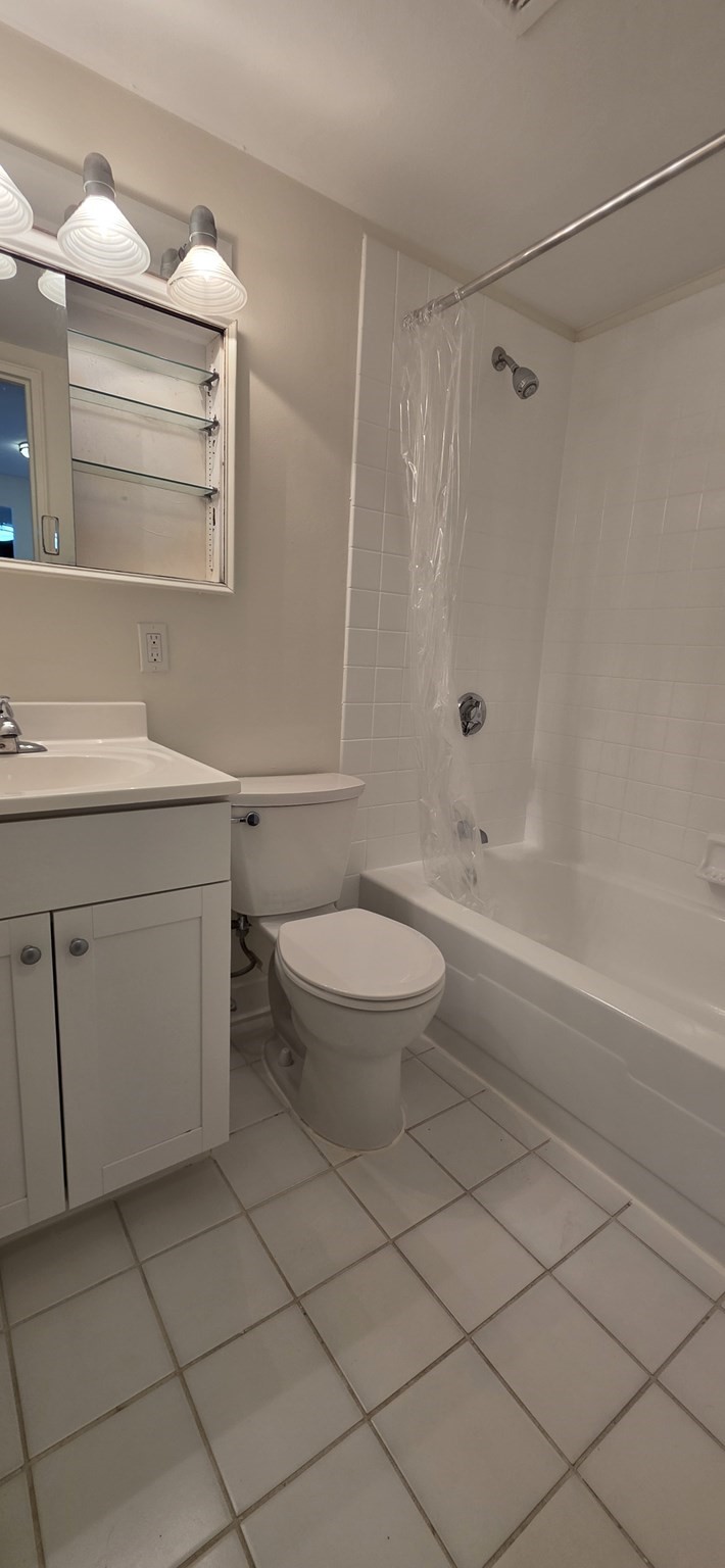 185 Freeman # 935 Property Photo 13