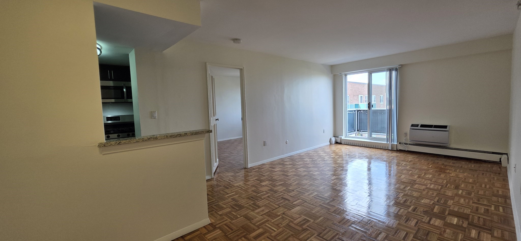 185 Freeman # 935 Property Photo 21
