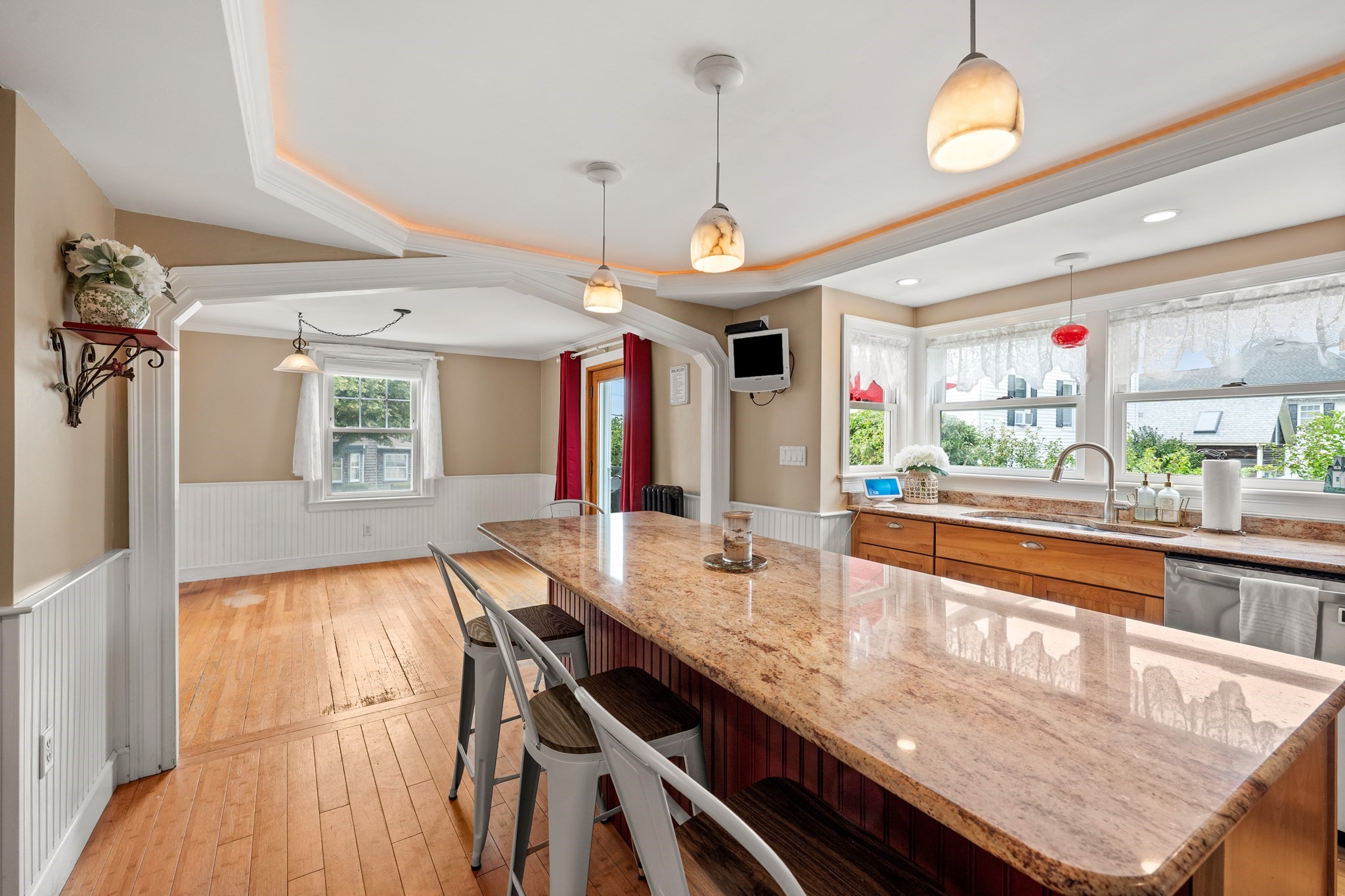 23 Porter St # C Property Photo 5