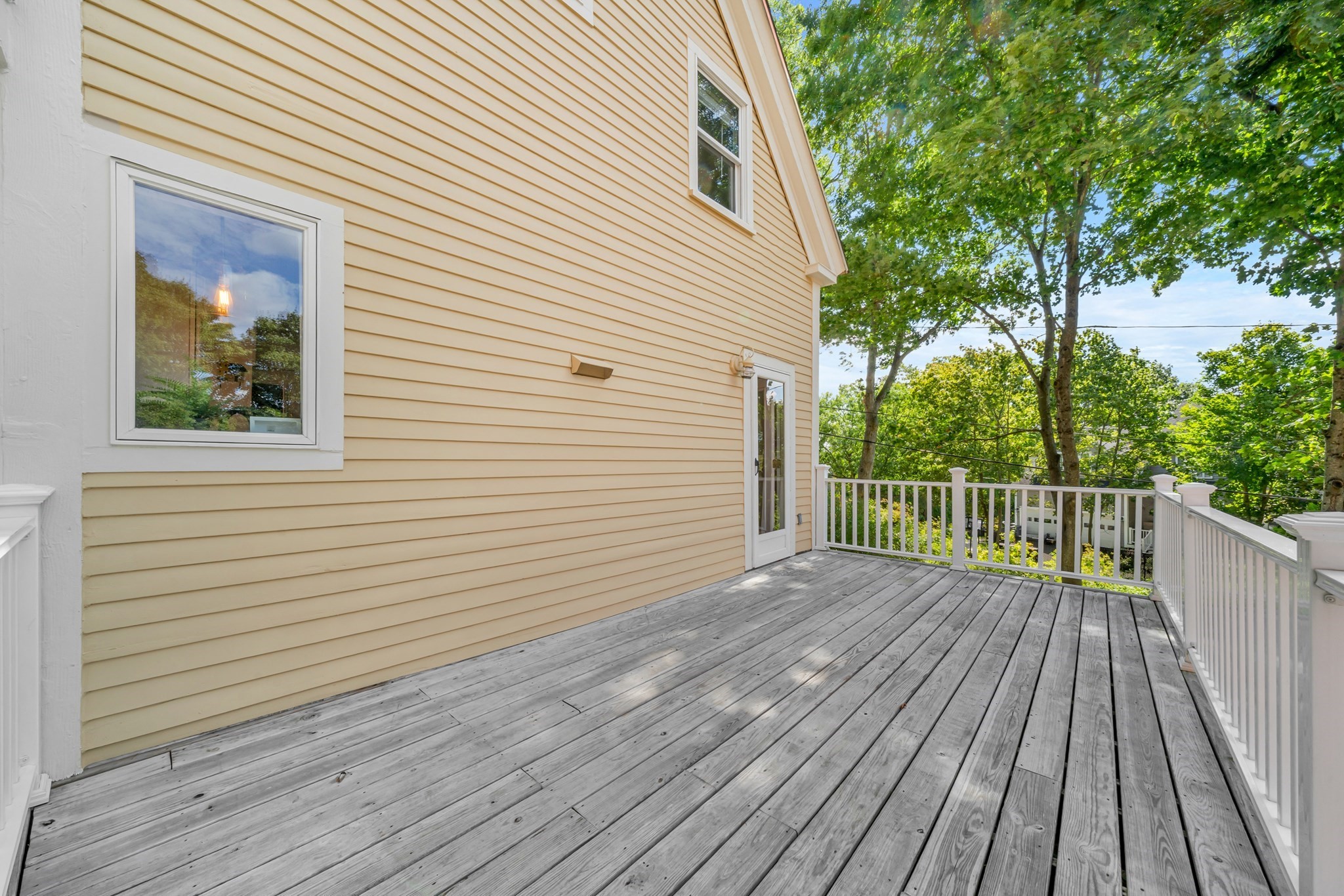 12 Peabody Street Property Photo 32