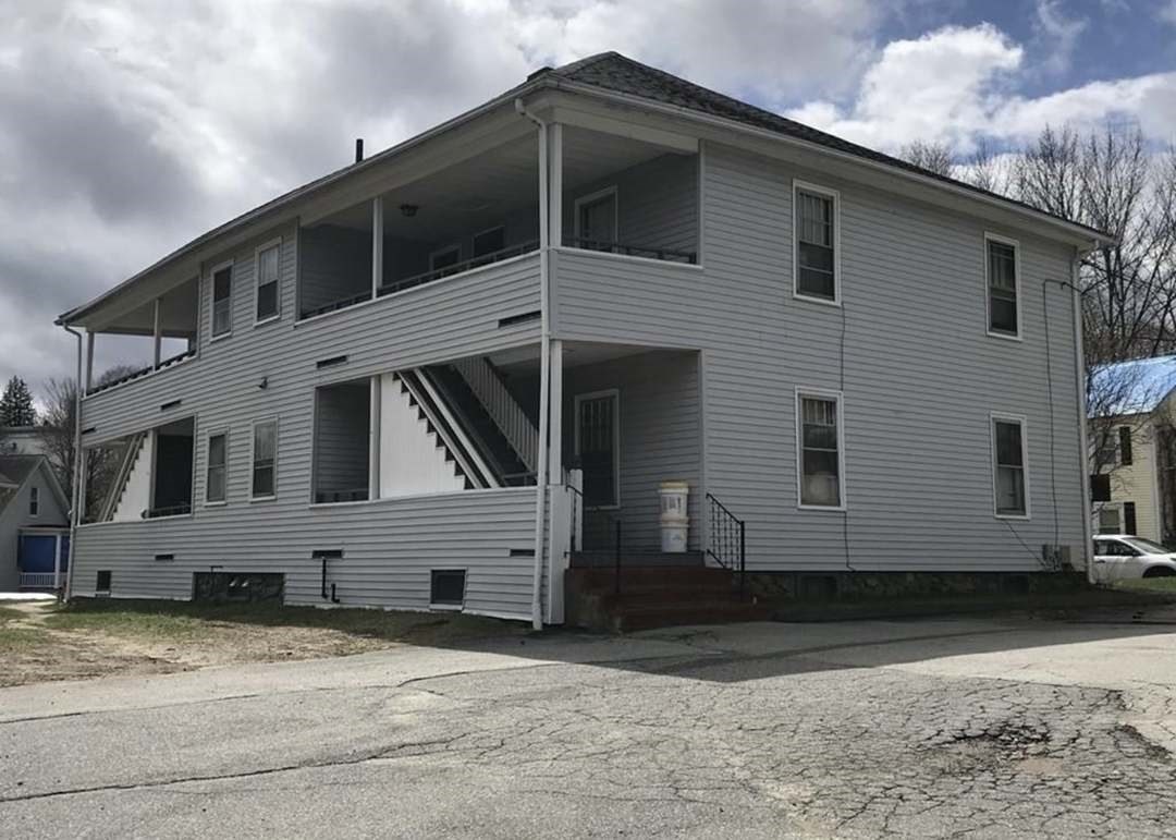 2 Hill St Property Photo 6