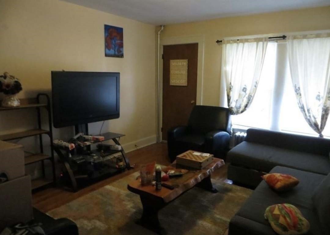 2 Hill St Property Photo 12