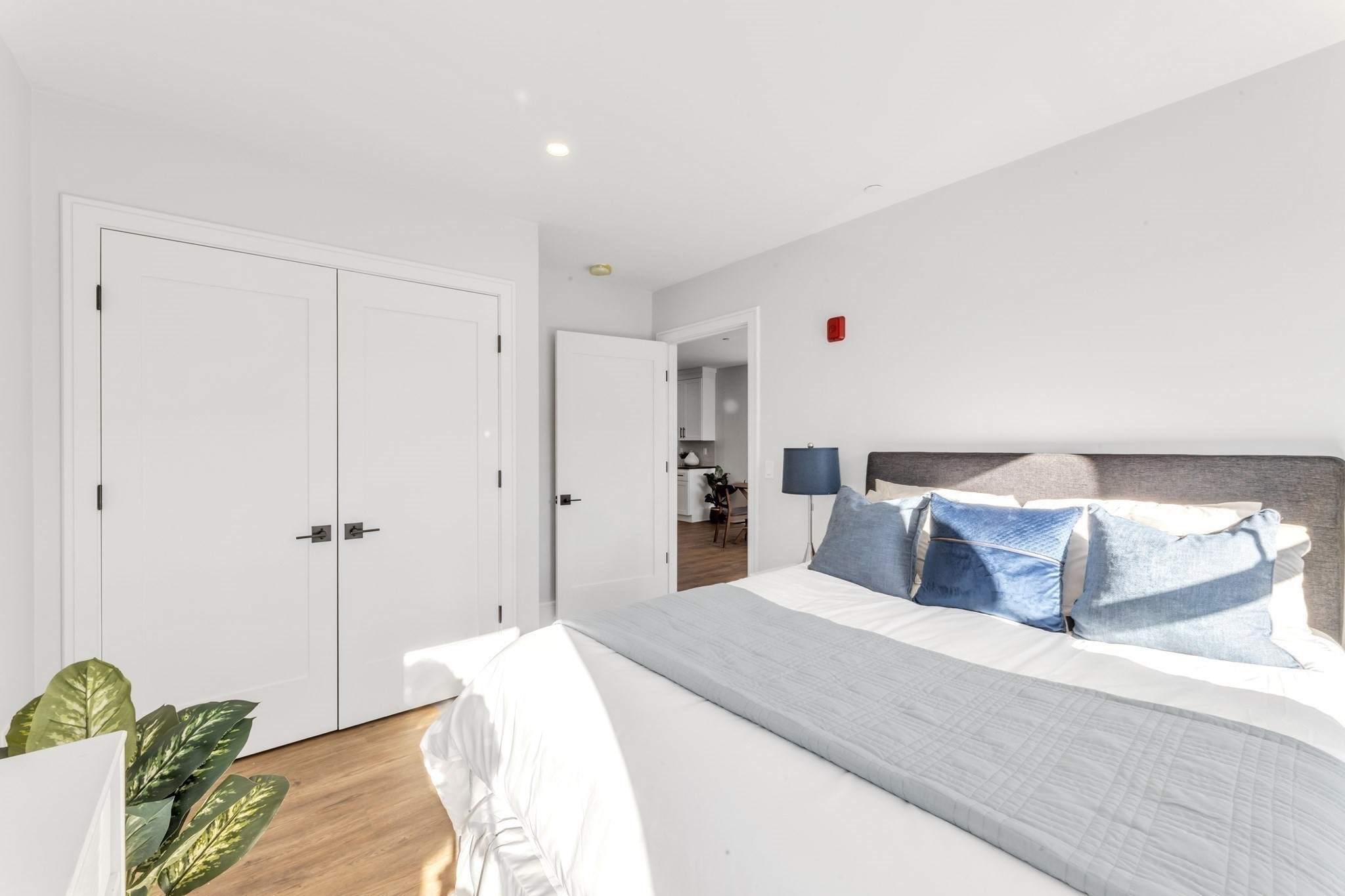 1000 Washington # 203 Property Photo 11