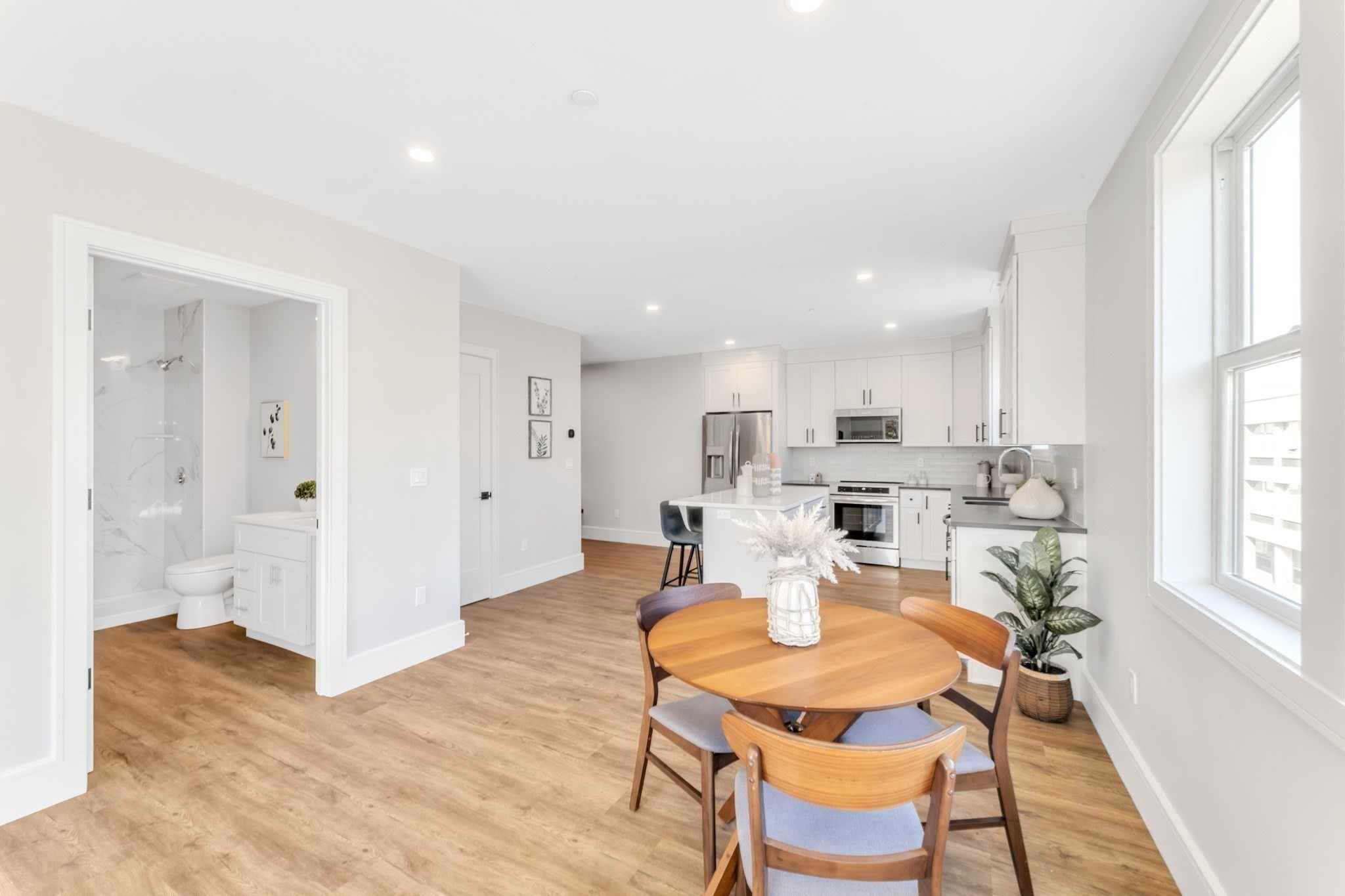 1000 Washington # 203 Property Photo 14