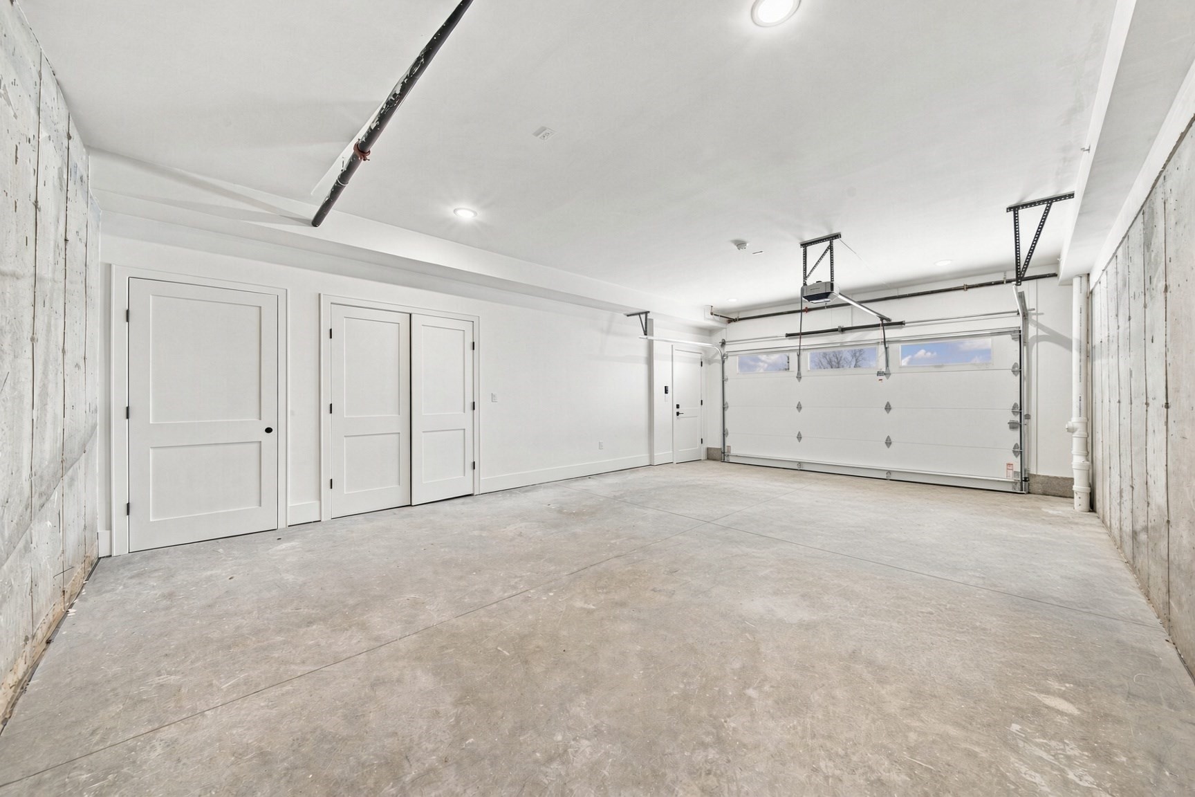 421 East 6th Street Property Photo 36