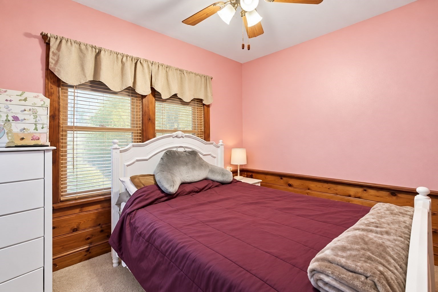 28 Dalton Pl Property Photo 9