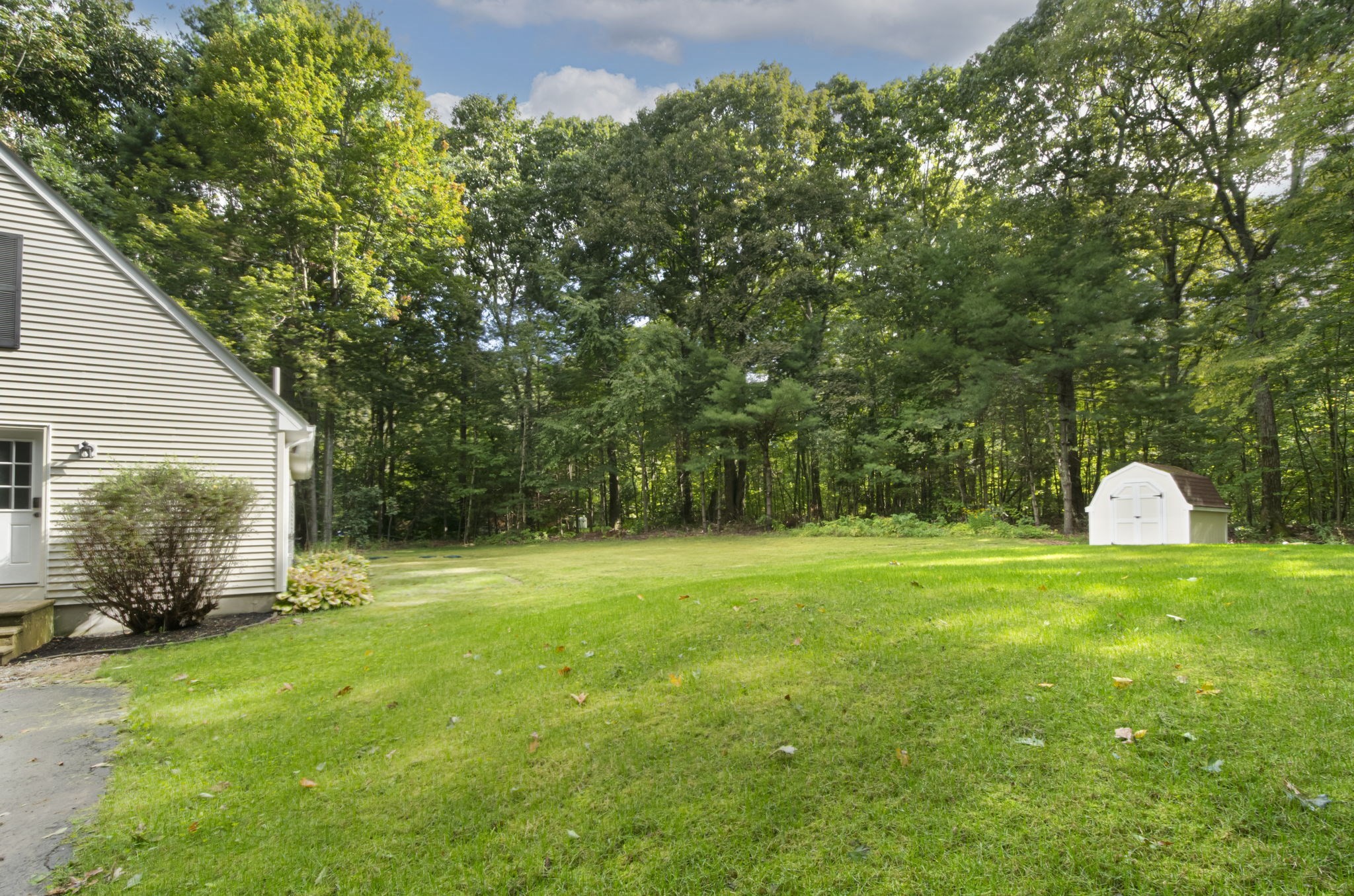336 Pommogussett Rd Property Photo 4