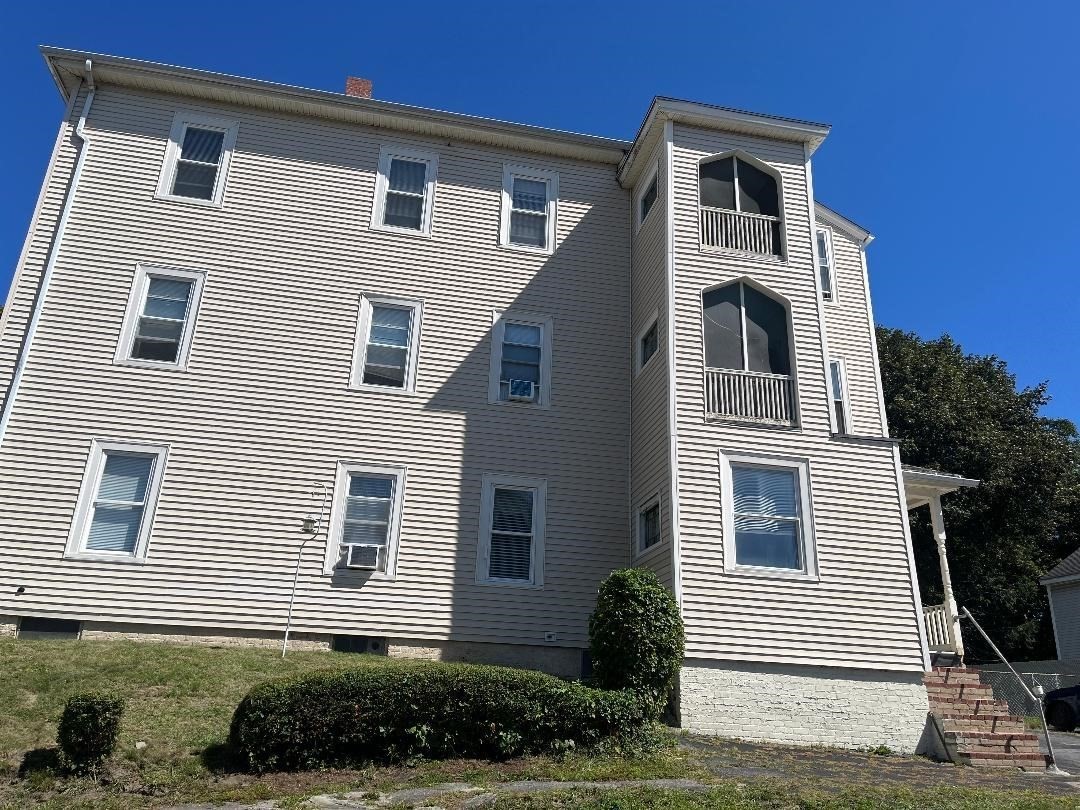 7 Maxwell St Property Photo 2