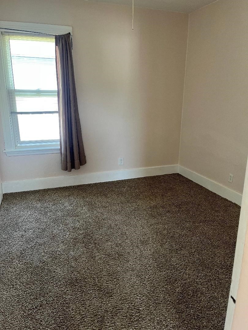 7 Maxwell St Property Photo 27