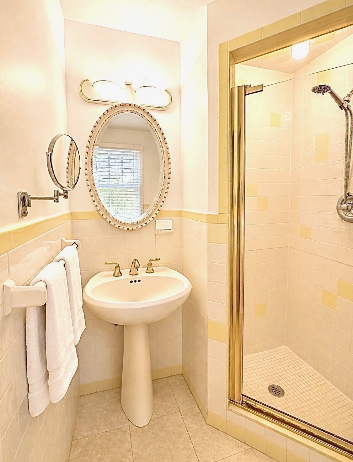 18 Lido Property Photo 29