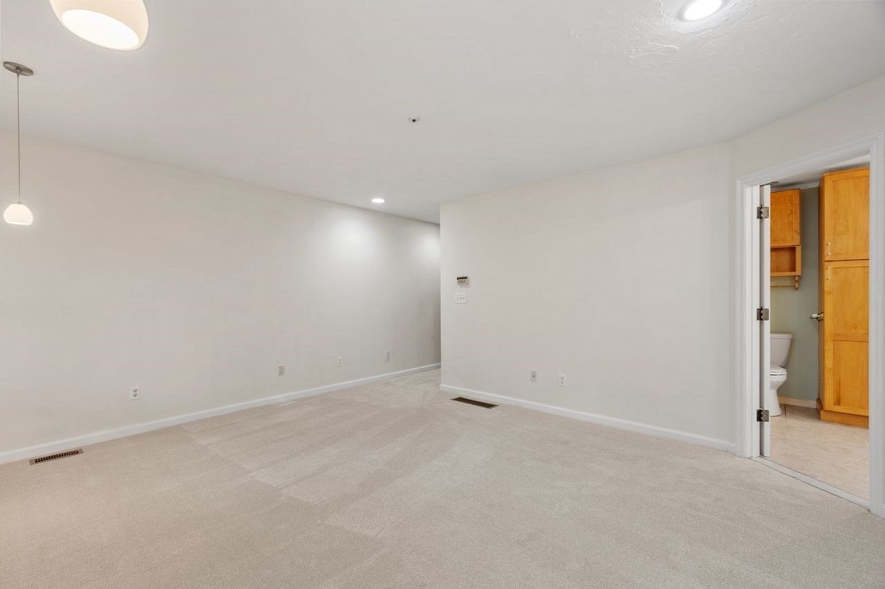57 Cobblestone Circle Property Photo 16