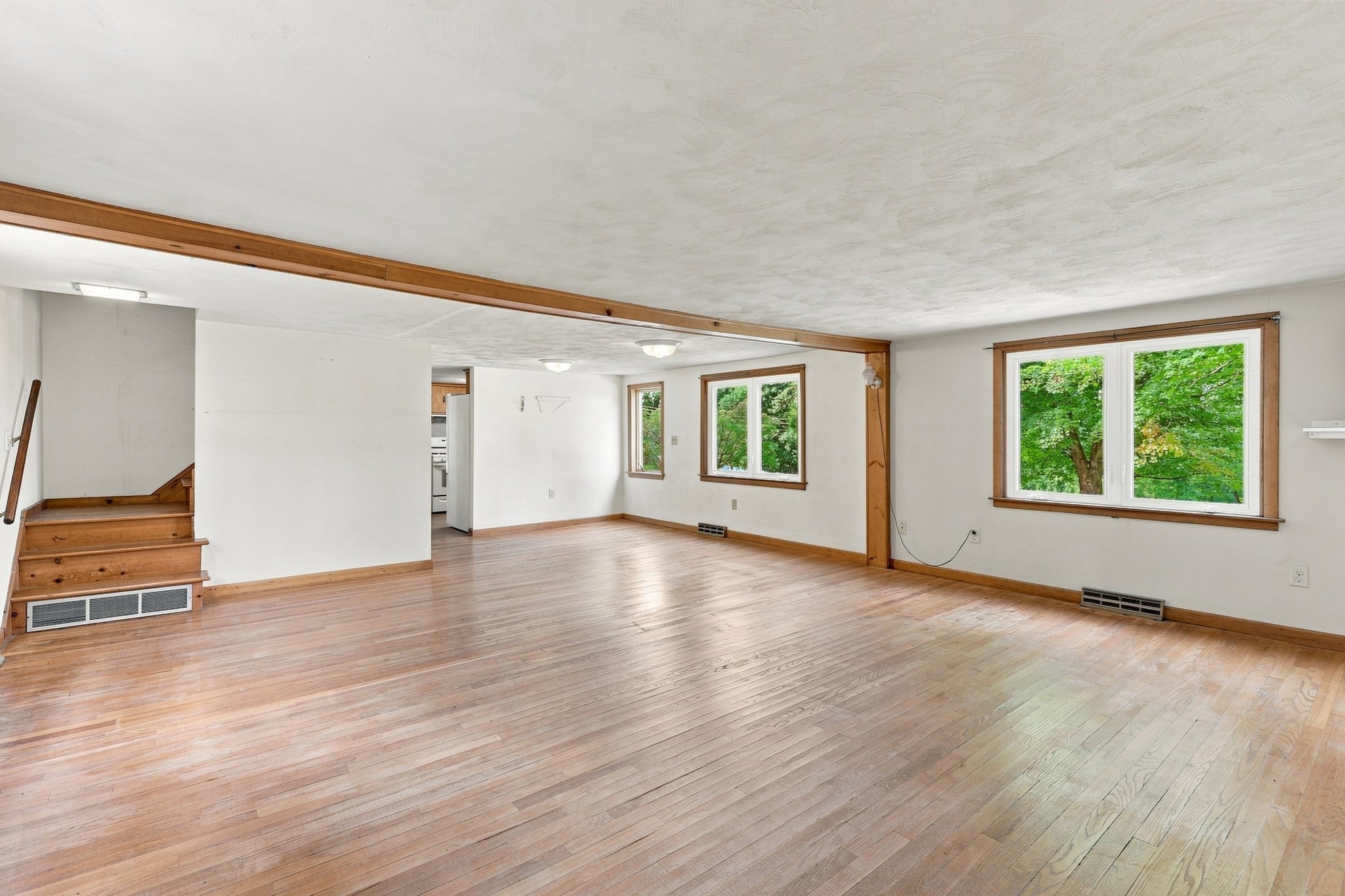 200 Hockanum Rd Property Photo 9