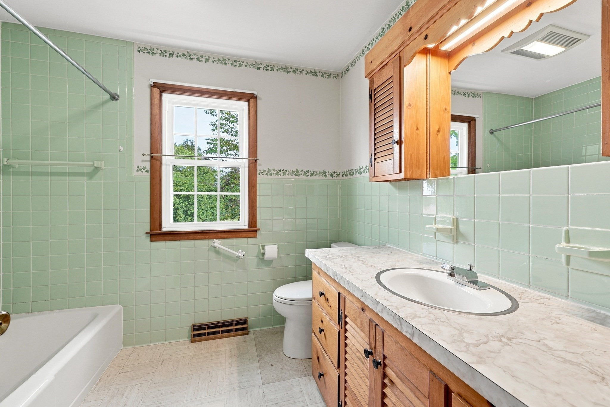 200 Hockanum Rd Property Photo 20