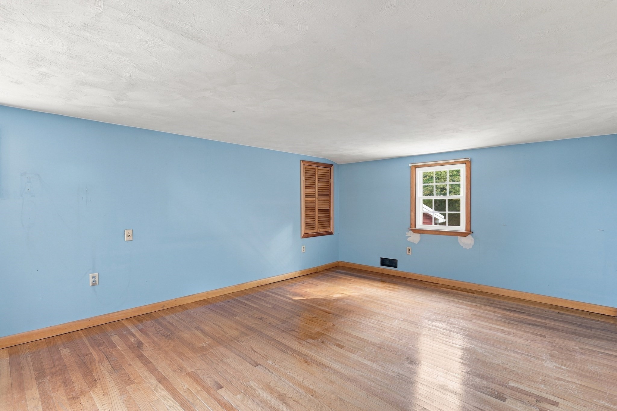 200 Hockanum Rd Property Photo 27