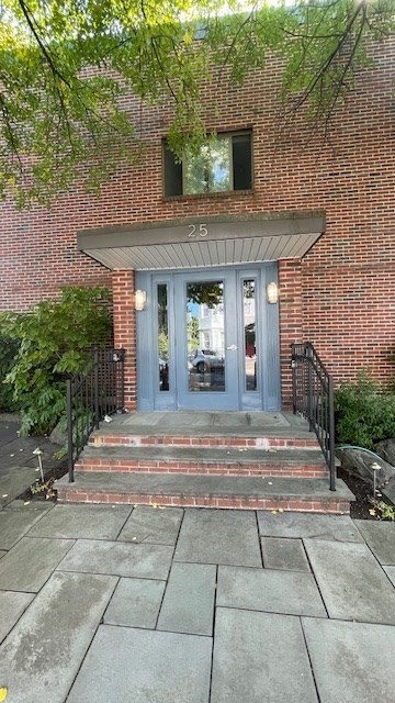 25 Linden Avenue # 23 Property Photo 1