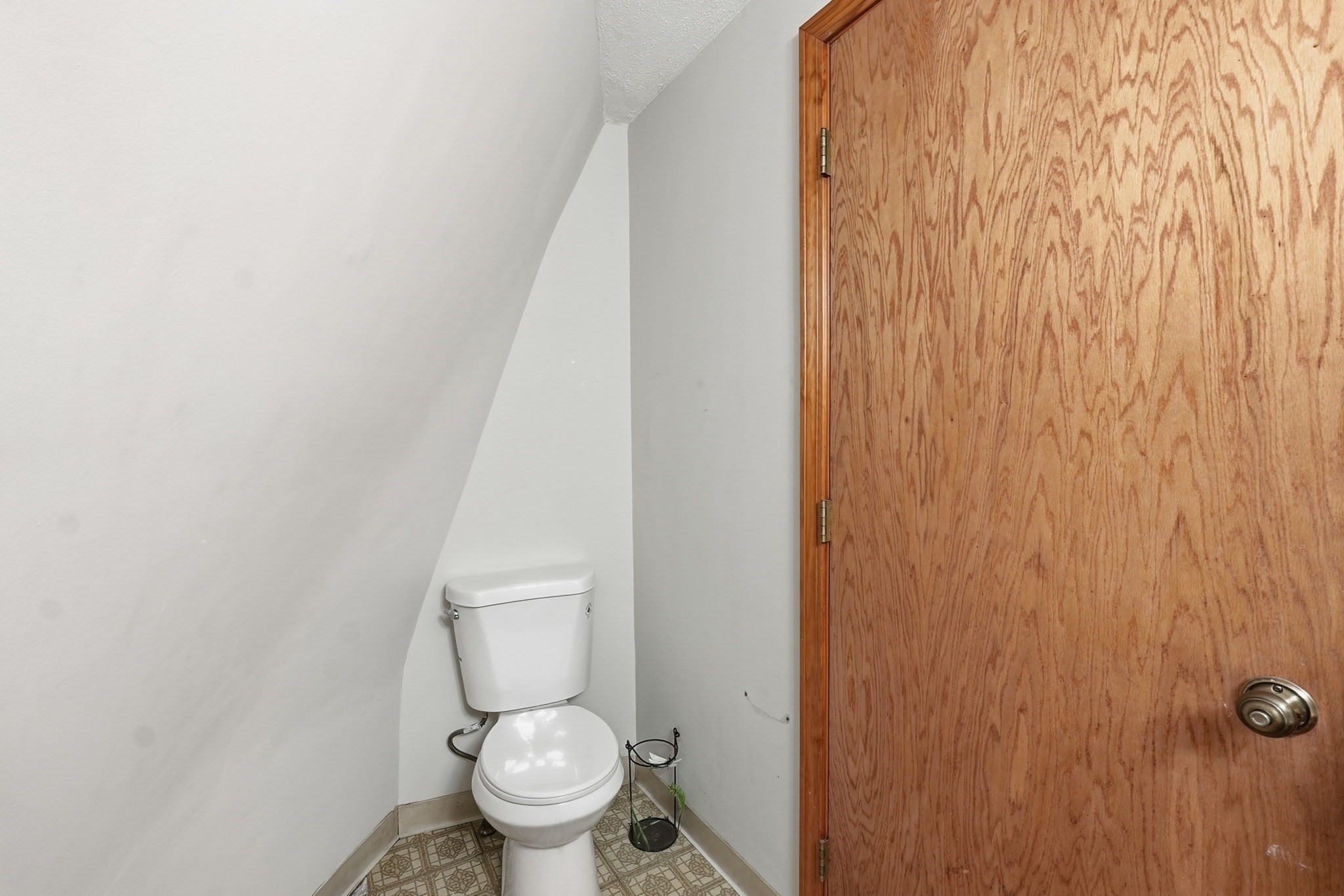 243 Oak St Property Photo 19