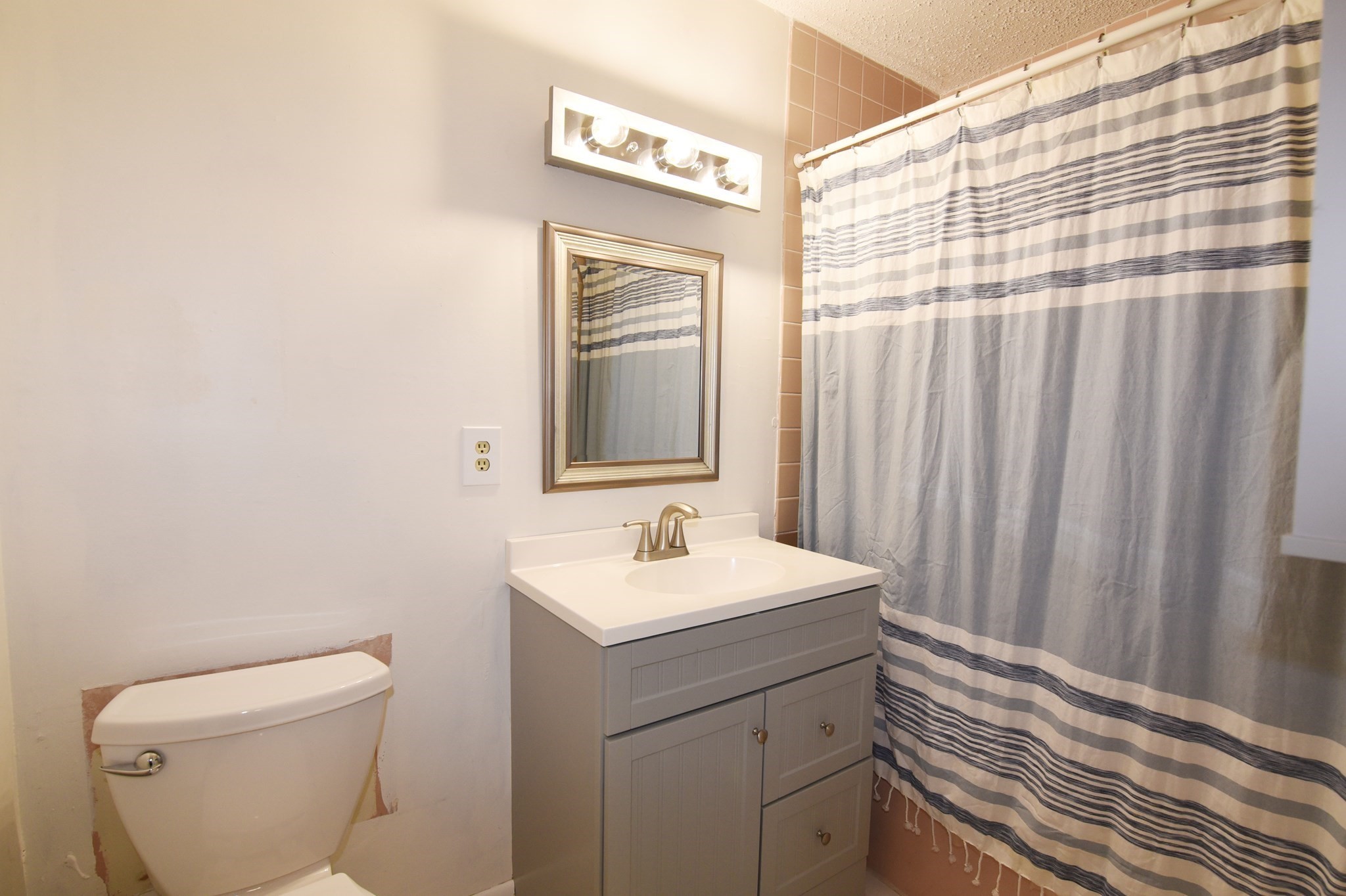 41 Foundry Street # 3 Property Photo 5